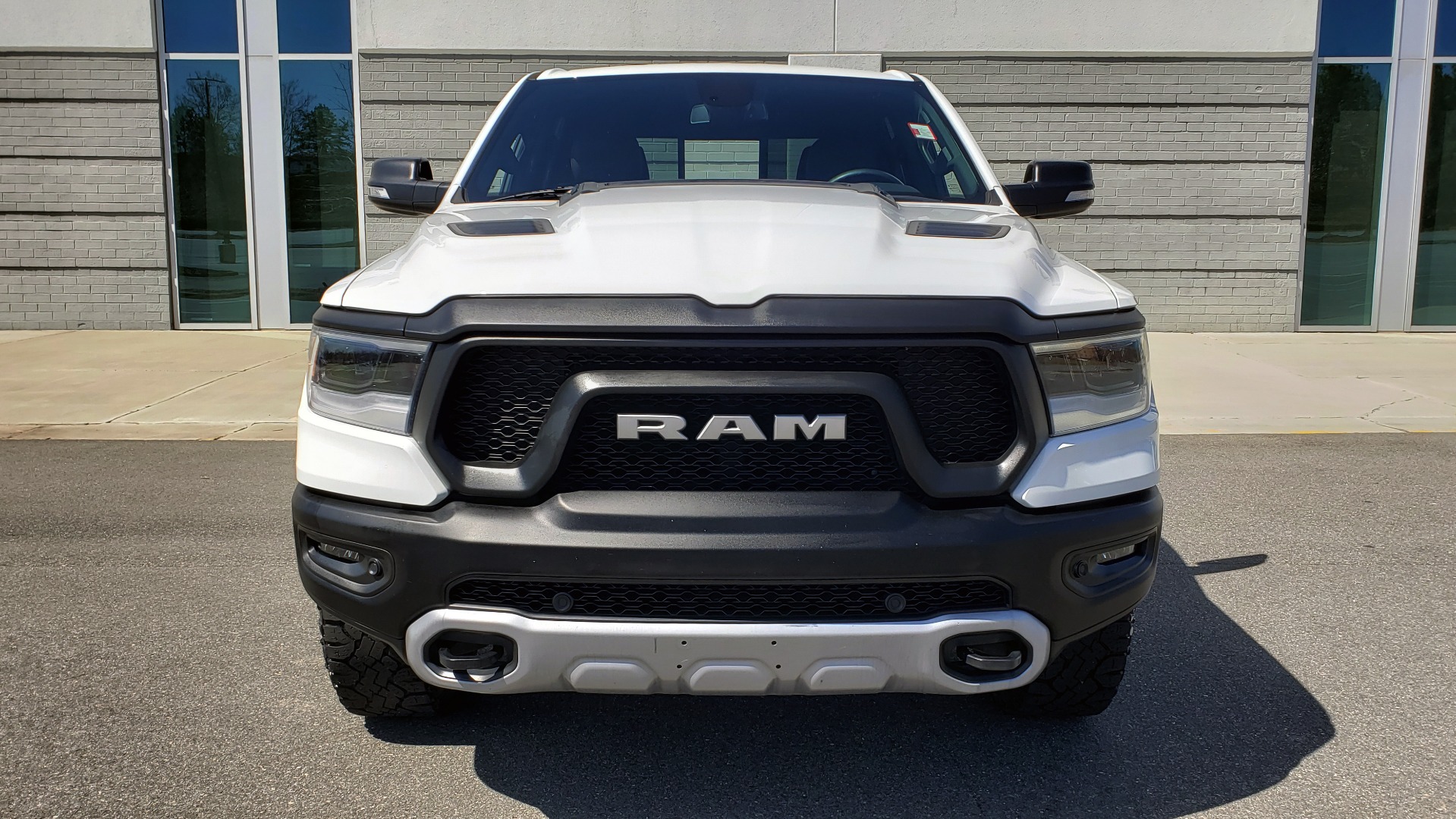 Used 2019 Ram 1500 REBEL CREWCAB 4X4 / 5.7L V8 HEMI / 8-SPD AUTO / REARVIEW for sale Sold at Formula Imports in Charlotte NC 28227 21