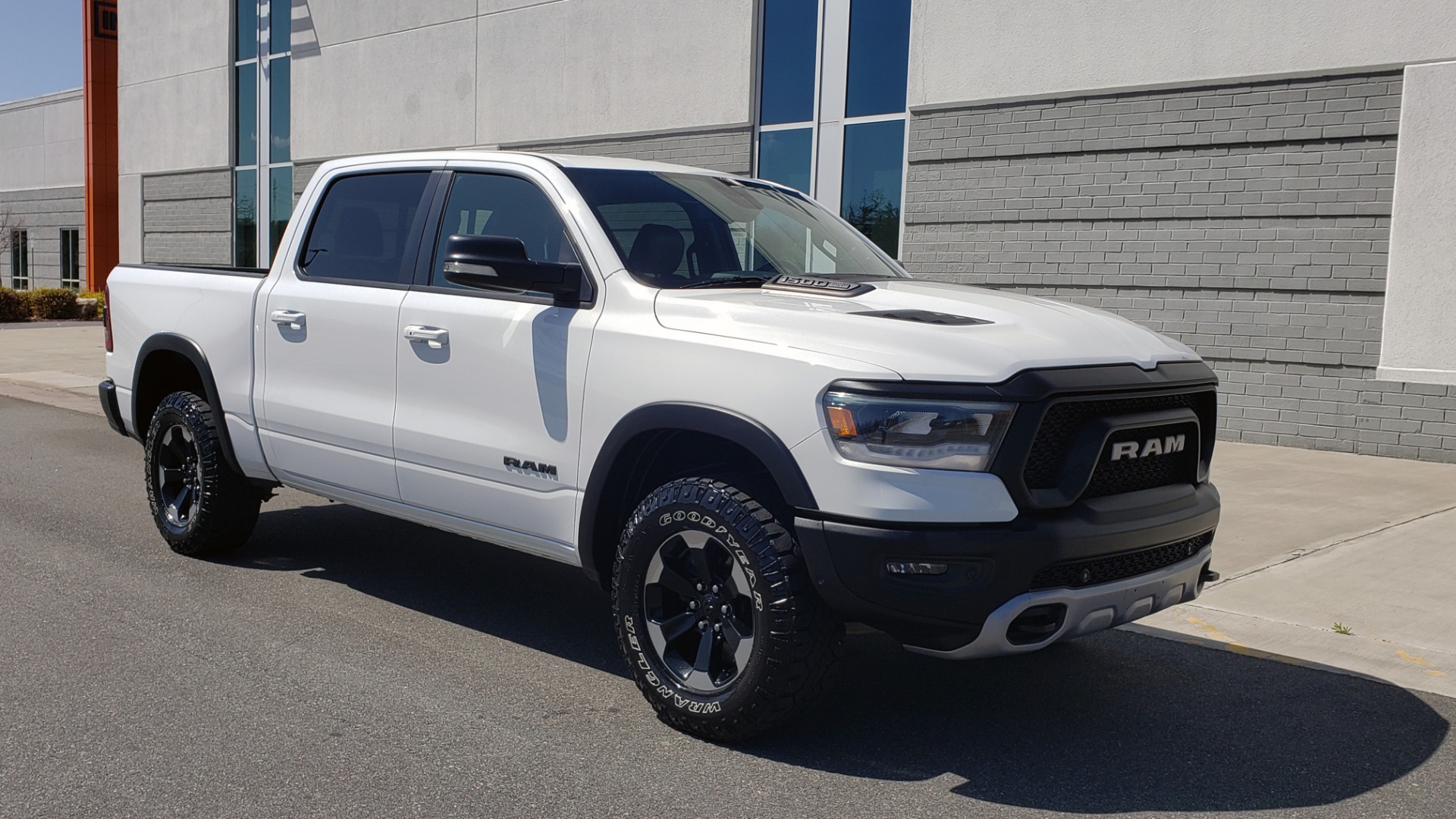 Used 2019 Ram 1500 REBEL CREWCAB 4X4 / 5.7L V8 HEMI / 8-SPD AUTO / REARVIEW for sale Sold at Formula Imports in Charlotte NC 28227 6