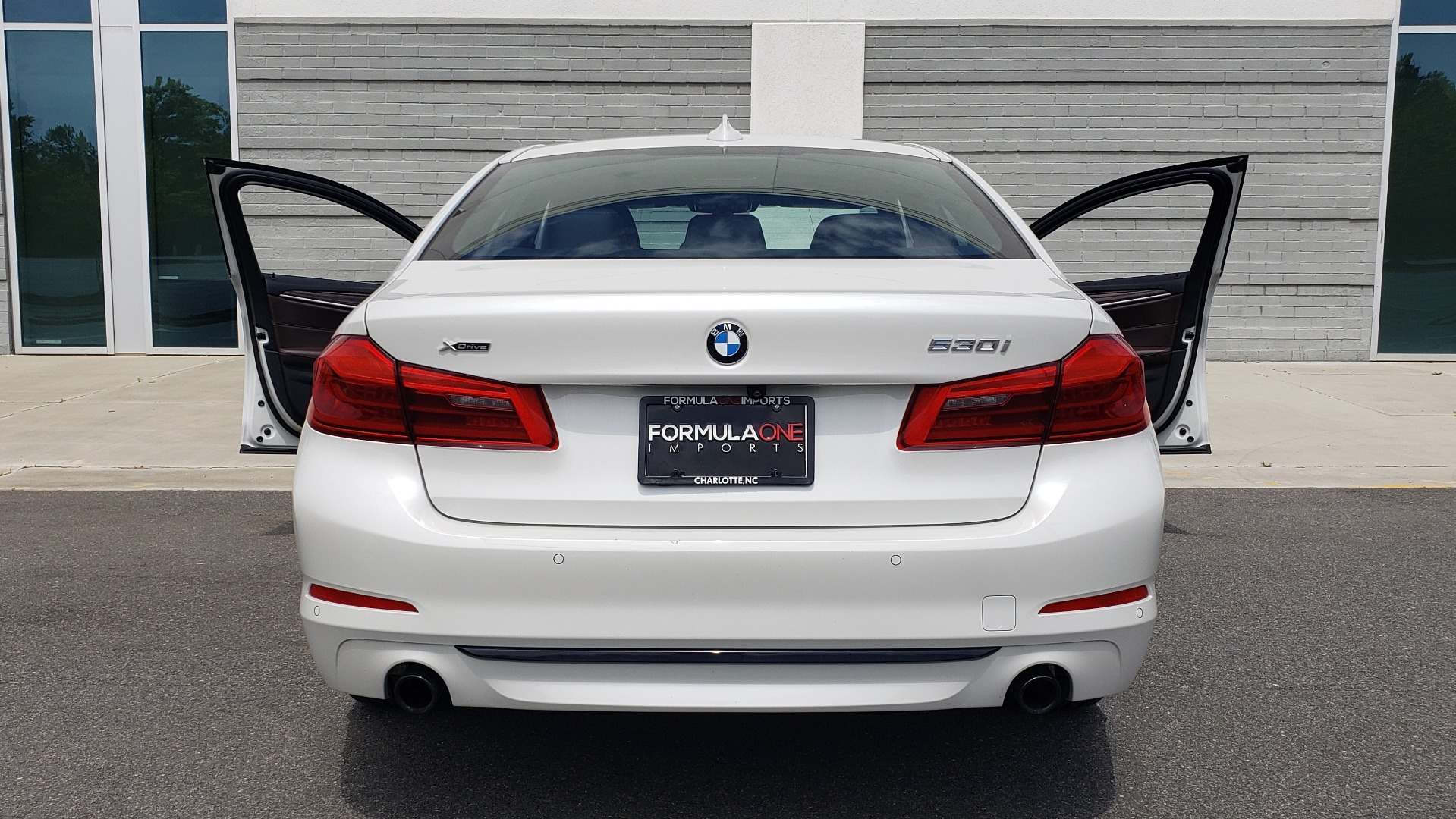 Used 2018 BMW 5 SERIES 530I XDRIVE PREMIUM / NAV / DRVR ASST / PARK ASST / H/K SND for sale Sold at Formula Imports in Charlotte NC 28227 27