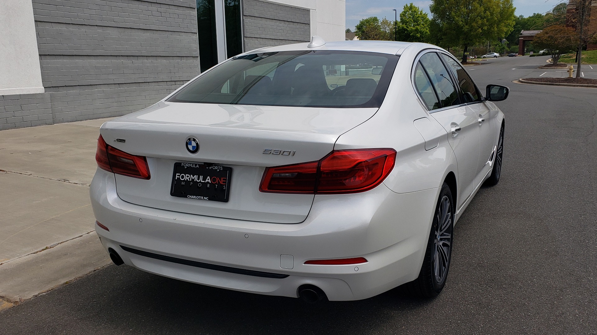 Used 2018 BMW 5 SERIES 530I XDRIVE PREMIUM / NAV / DRVR ASST / PARK ASST / H/K SND for sale Sold at Formula Imports in Charlotte NC 28227 6