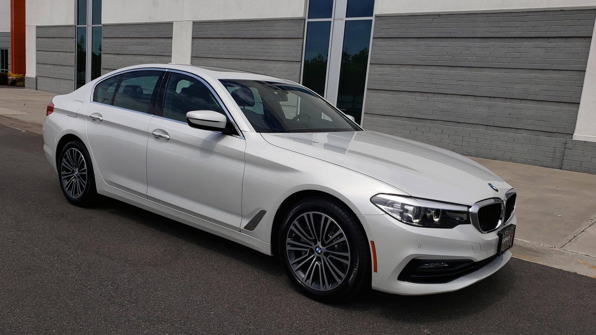 Used 2018 BMW 5 SERIES 530I XDRIVE PREMIUM / NAV / DRVR ASST / PARK ASST / H/K SND for sale Sold at Formula Imports in Charlotte NC 28227 9