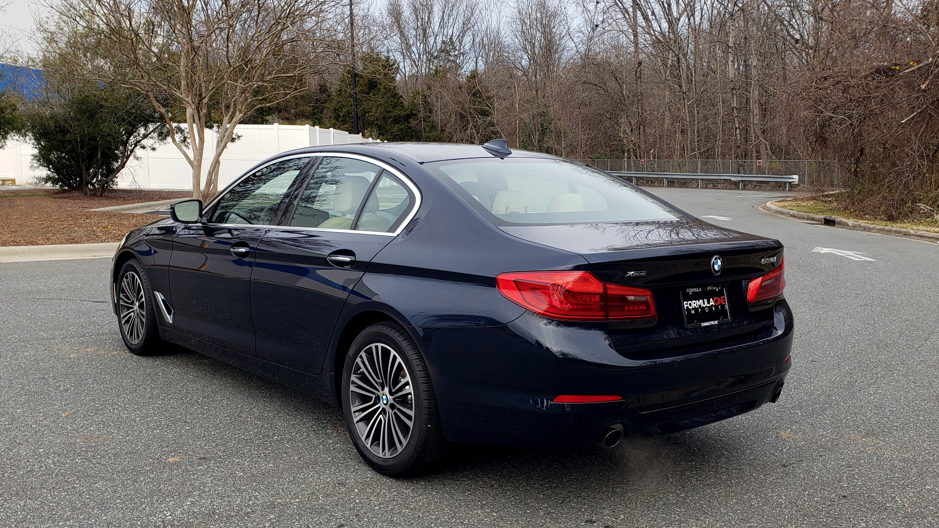 Used 2017 BMW 5 SERIES 530i XDRIVE / SPORTLINE / NAV / SNRF / HTD STS / REARVIEW for sale Sold at Formula Imports in Charlotte NC 28227 3