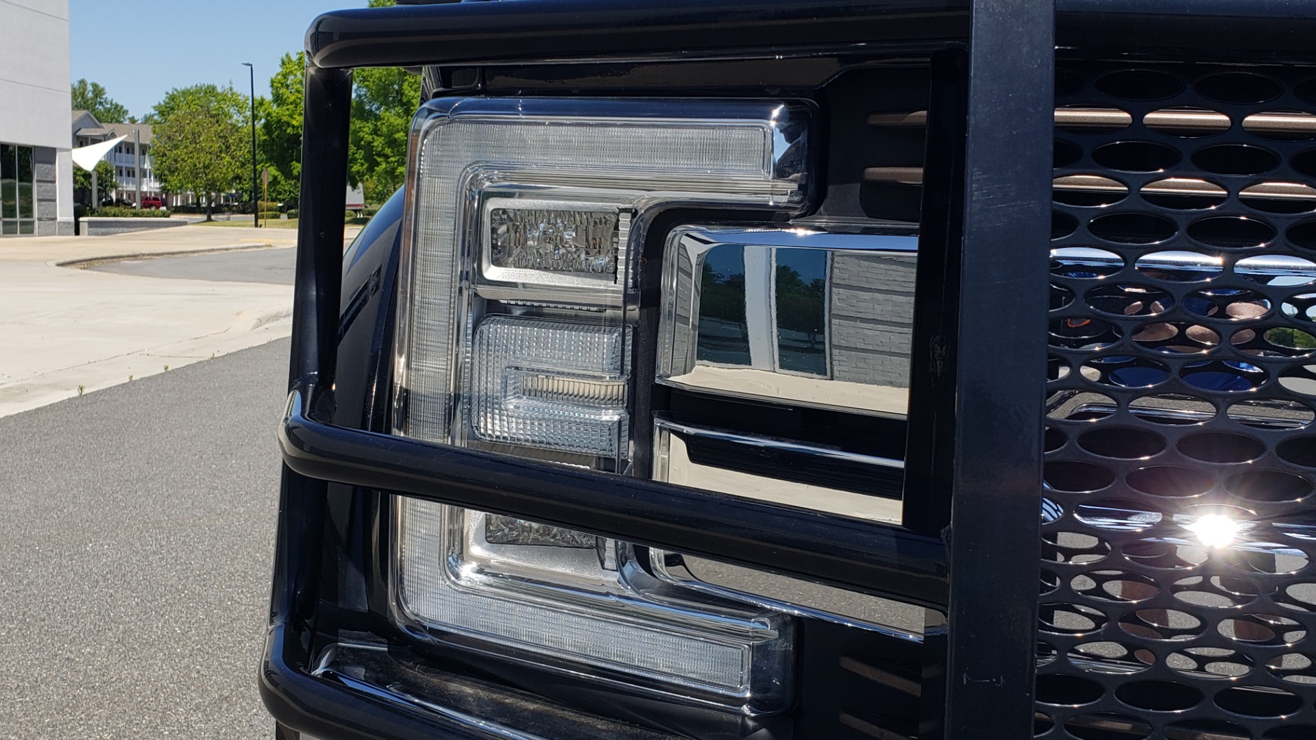 Used 2017 Ford SUPER DUTY F-450 DRW KING RANCH 4X4 / 176IN WB / 6.7L POWER-STROKE / LOADED for sale Sold at Formula Imports in Charlotte NC 28227 27