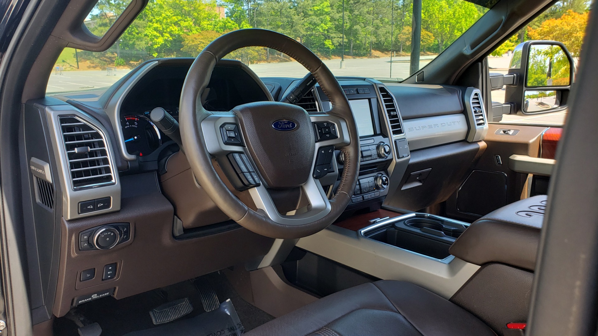 Used 2017 Ford SUPER DUTY F-450 DRW KING RANCH 4X4 / 176IN WB / 6.7L POWER-STROKE / LOADED for sale Sold at Formula Imports in Charlotte NC 28227 41