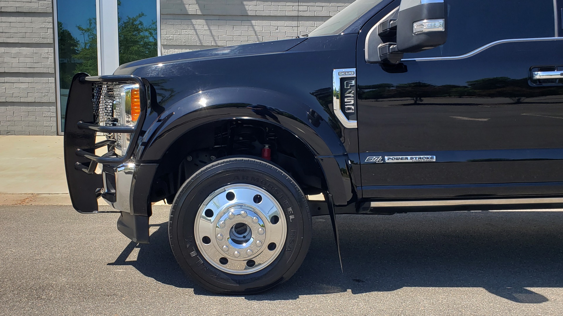 Used 2017 Ford SUPER DUTY F-450 DRW KING RANCH 4X4 / 176IN WB / 6.7L POWER-STROKE / LOADED for sale Sold at Formula Imports in Charlotte NC 28227 88