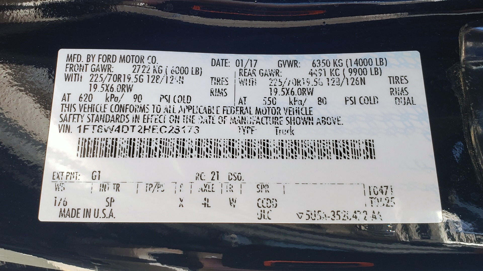 Used 2017 Ford SUPER DUTY F-450 DRW KING RANCH 4X4 / 176IN WB / 6.7L POWER-STROKE / LOADED for sale Sold at Formula Imports in Charlotte NC 28227 98