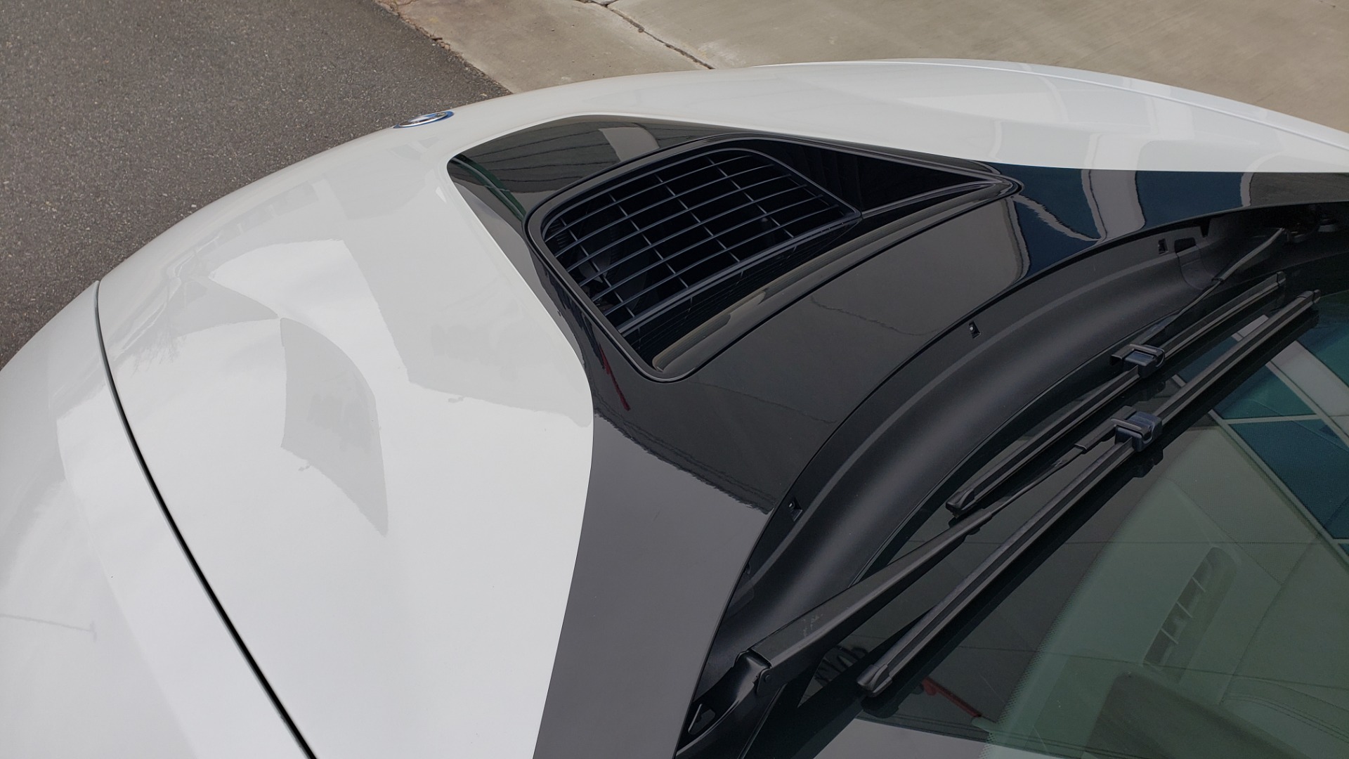 Used 2016 BMW i8 COUPE / GIGA WORLD / NAV / HUD / 20IN WHEELS / REARVIEW for sale Sold at Formula Imports in Charlotte NC 28227 10
