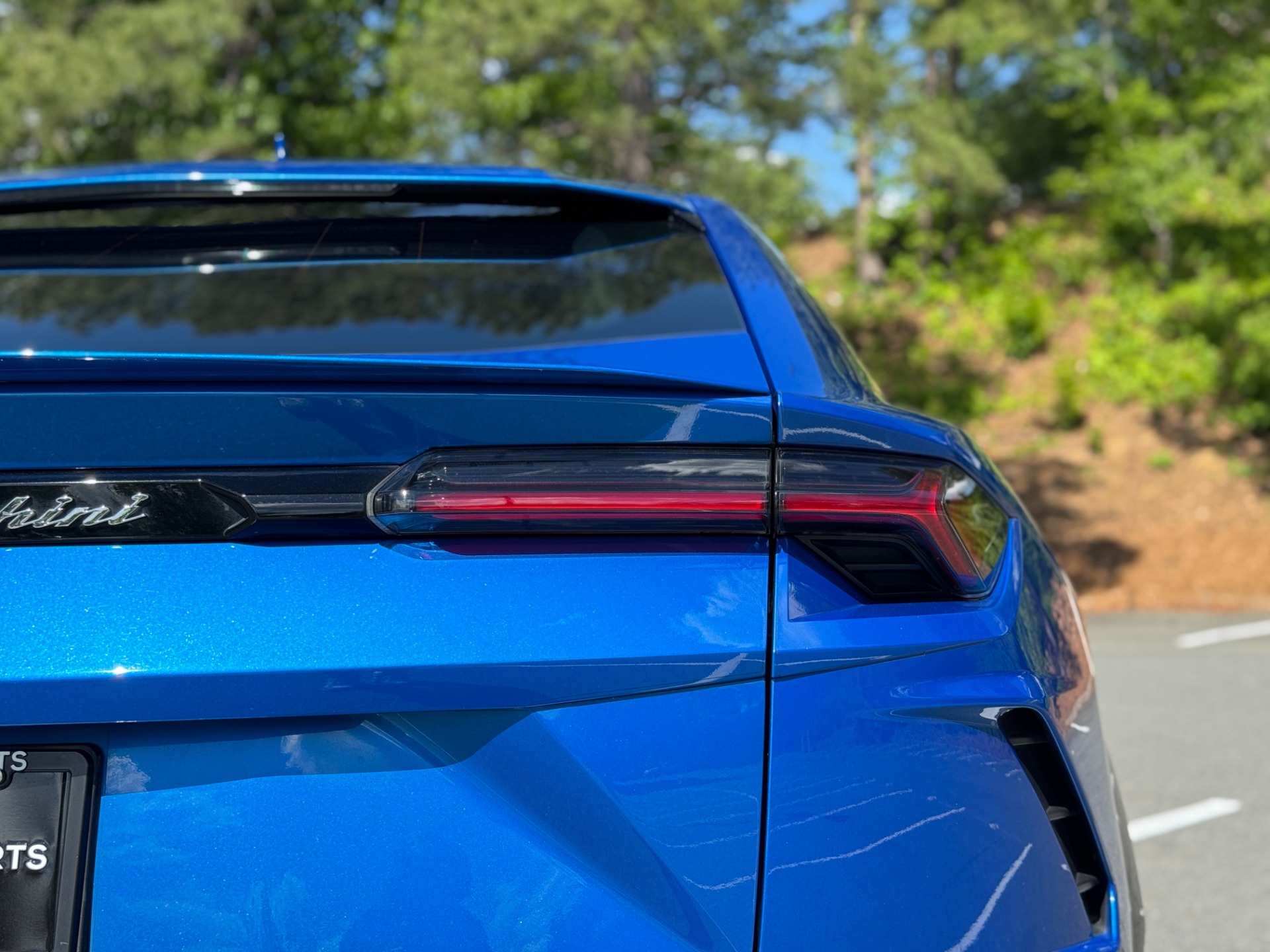 Used 2019 Lamborghini Urus ADVANCED 3D SOUND / 23IN WHEELS / ADAS for sale $162,000 at Formula Imports in Charlotte NC 28227 20