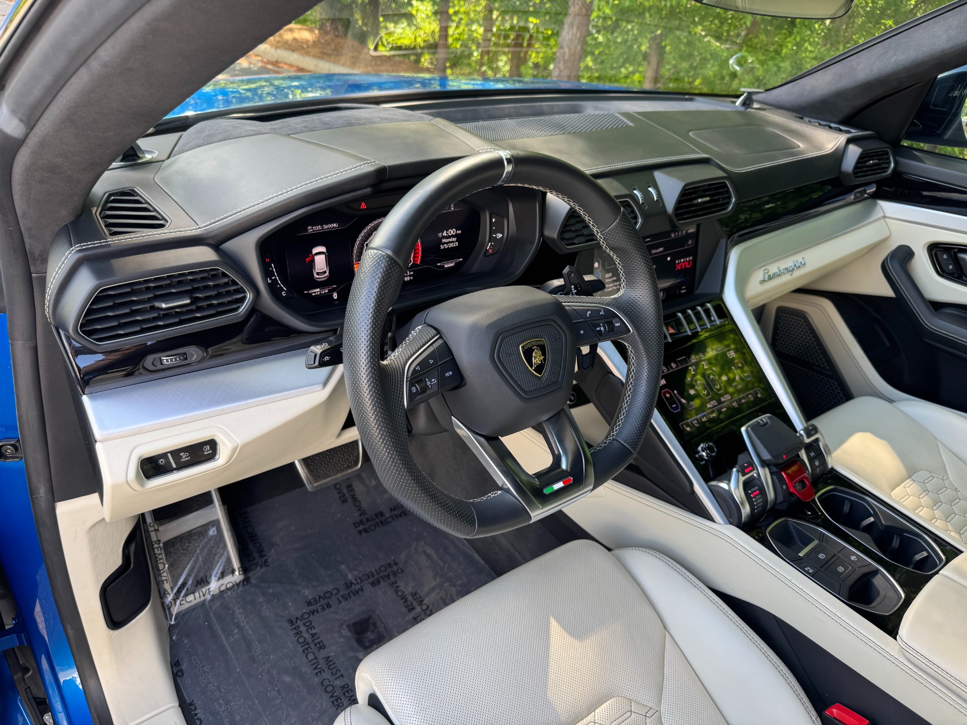 Used 2019 Lamborghini Urus ADVANCED 3D SOUND / 23IN WHEELS / ADAS for sale $162,000 at Formula Imports in Charlotte NC 28227 29