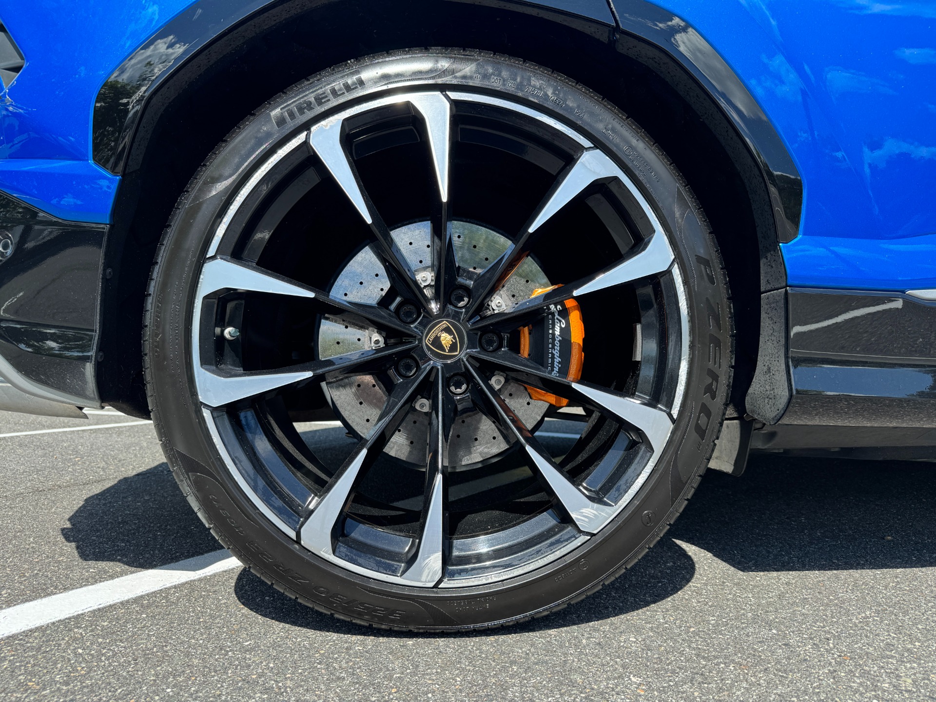 Used 2019 Lamborghini Urus ADVANCED 3D SOUND / 23IN WHEELS / ADAS for sale $162,000 at Formula Imports in Charlotte NC 28227 74