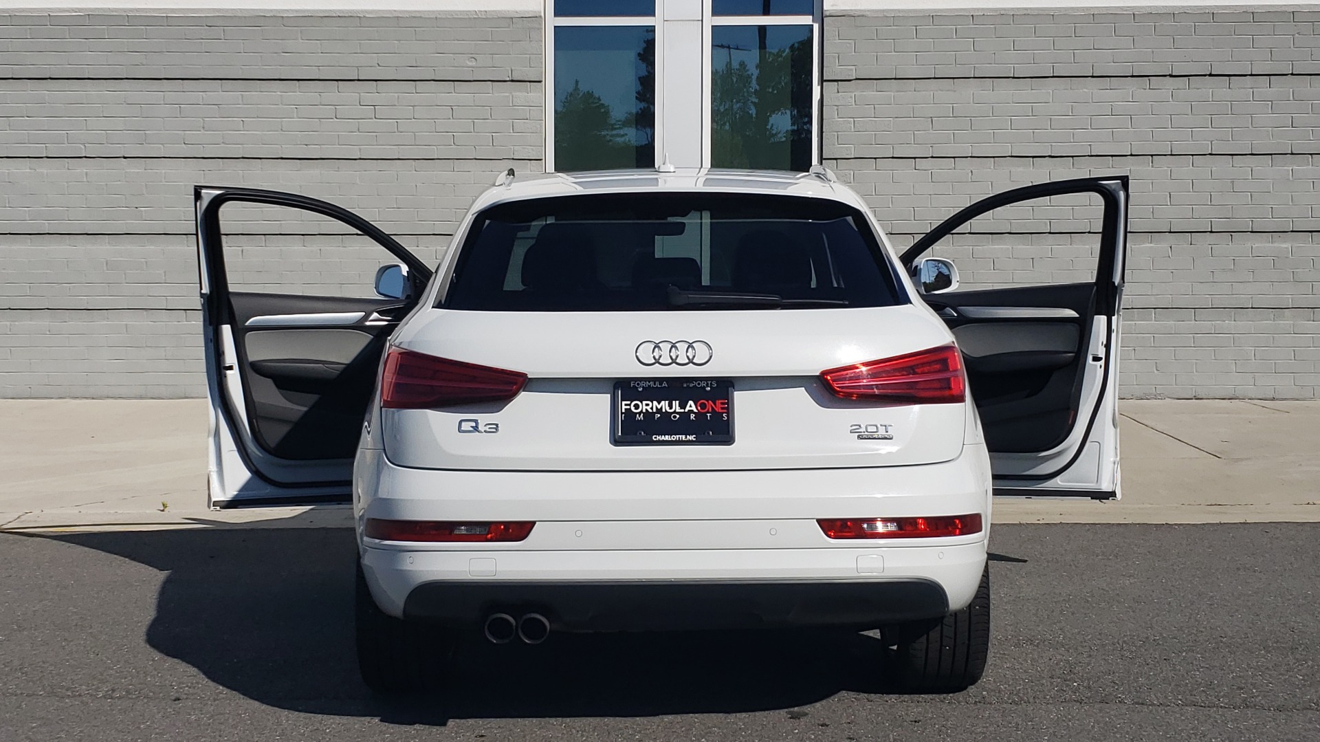 Used 2018 Audi Q3 PREMIUM PLUS 2.0T / SPORT PKG / NAV / BOSE / SUNROOF / REARVIEW for sale Sold at Formula Imports in Charlotte NC 28227 25