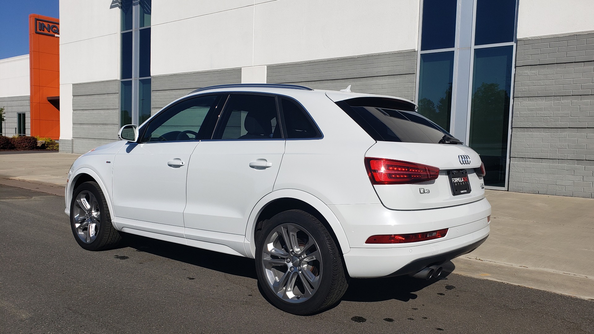 Used 2018 Audi Q3 PREMIUM PLUS 2.0T / SPORT PKG / NAV / BOSE / SUNROOF / REARVIEW for sale Sold at Formula Imports in Charlotte NC 28227 3