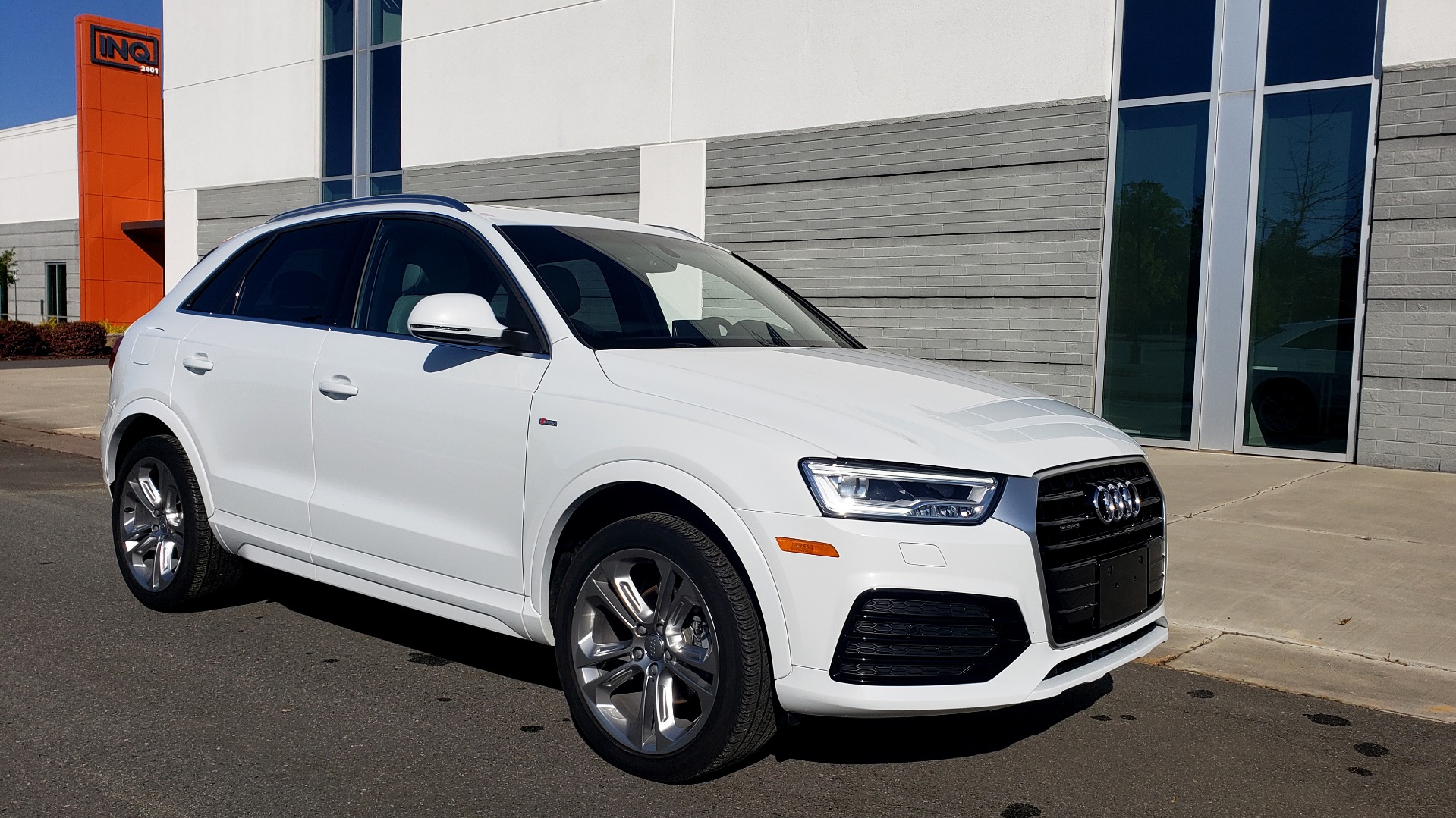 Used 2018 Audi Q3 PREMIUM PLUS 2.0T / SPORT PKG / NAV / BOSE / SUNROOF / REARVIEW for sale Sold at Formula Imports in Charlotte NC 28227 4