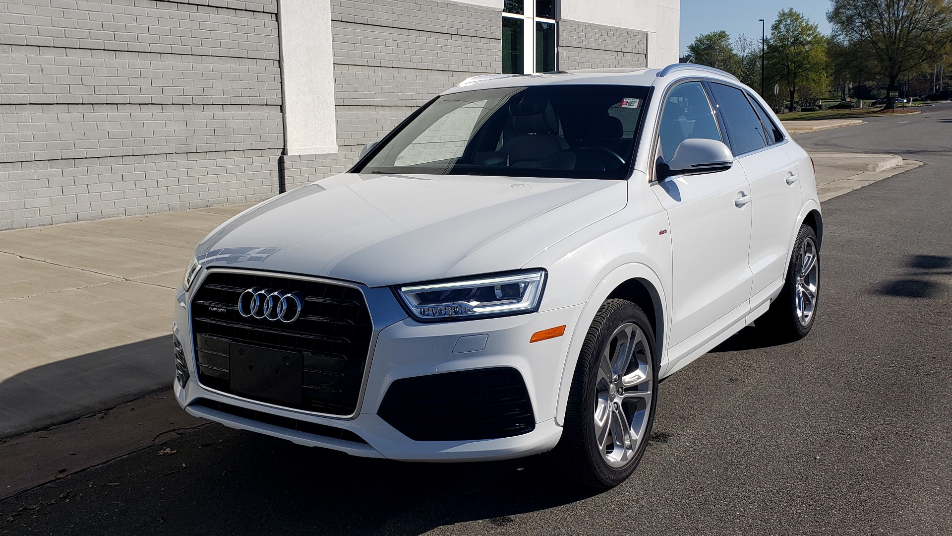 Used 2018 Audi Q3 PREMIUM PLUS 2.0T / SPORT PKG / NAV / BOSE / SUNROOF / REARVIEW for sale Sold at Formula Imports in Charlotte NC 28227 1