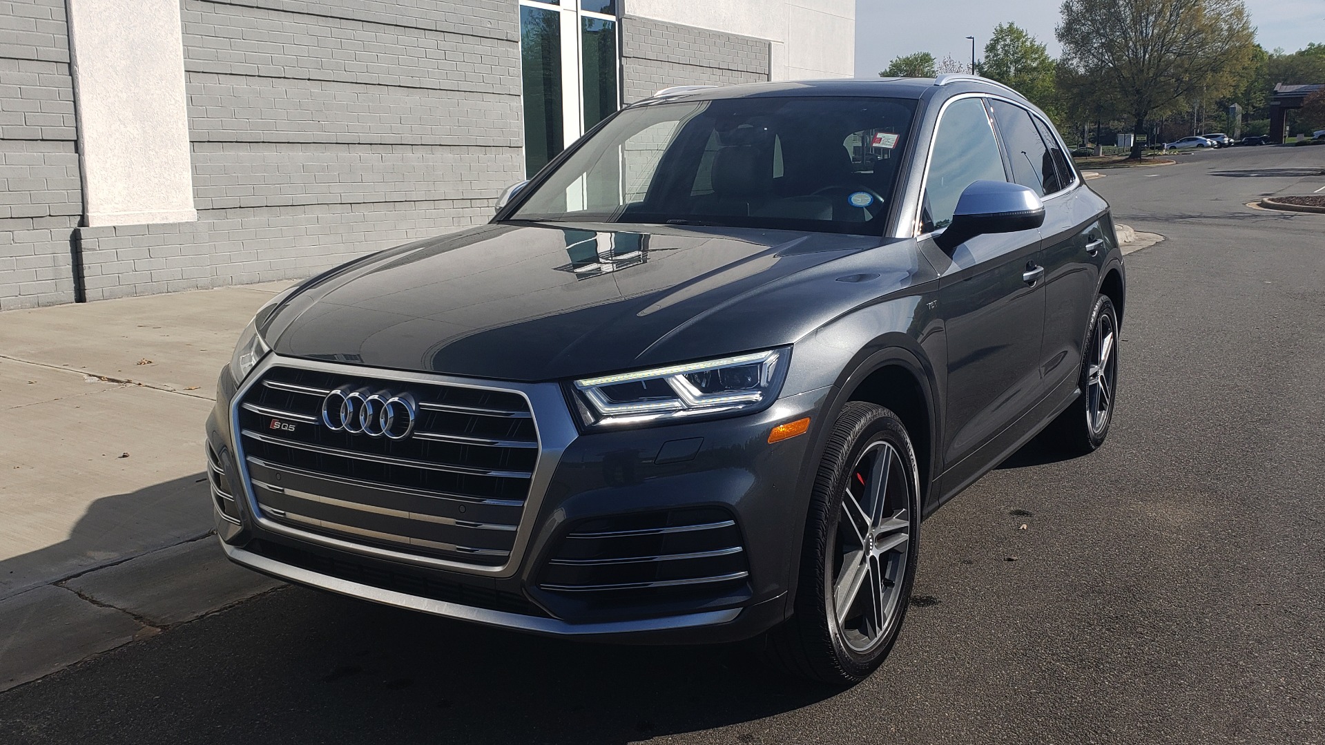 Used 2018 Audi SQ5 PREMIUM PLUS SPORT / NAV / B&O SND / SUNROOF / REARVIEW for sale Sold at Formula Imports in Charlotte NC 28227 3