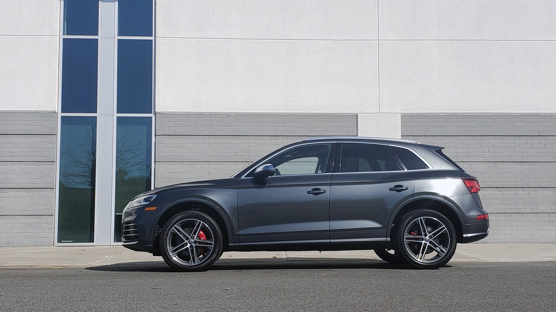 Used 2018 Audi SQ5 PREMIUM PLUS SPORT / NAV / B&O SND / SUNROOF / REARVIEW for sale Sold at Formula Imports in Charlotte NC 28227 4