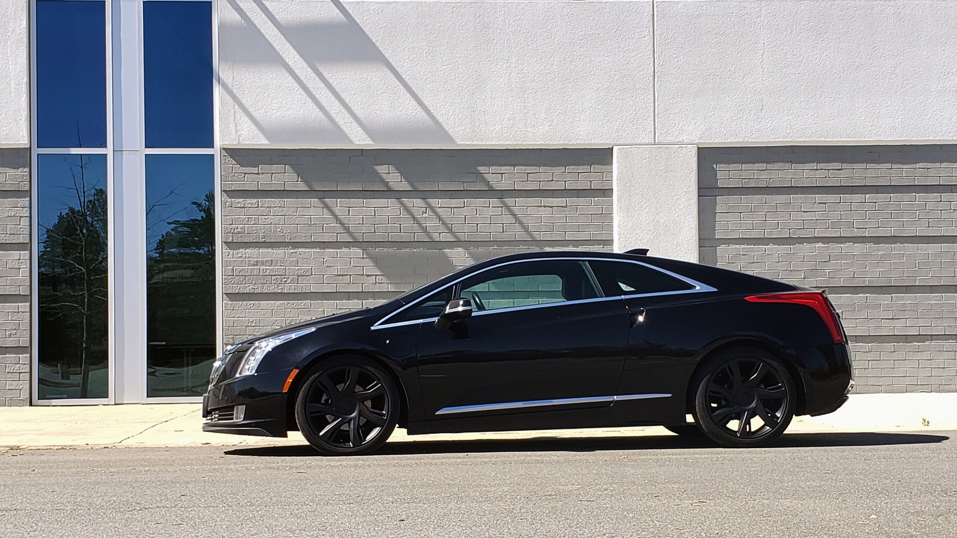 Used 2014 Cadillac ELR 2DR COUPE / HYBRID / NAV / BOSE / HEATED SEATS / REARVIEW for sale Sold at Formula Imports in Charlotte NC 28227 3