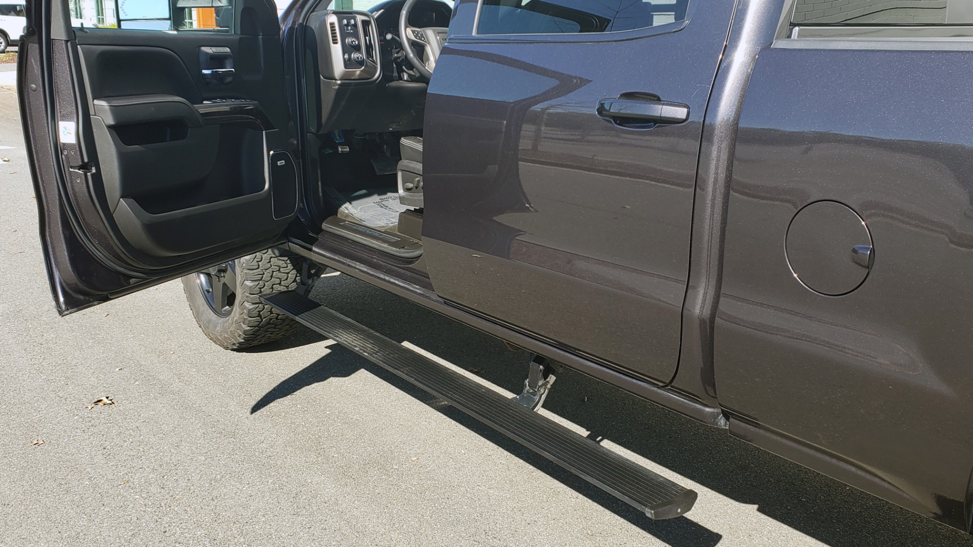 Used 2015 GMC SIERRA 2500HD DENALI 4WD CREWCAB / 6.6L DURAMAX / 6-SPD AUTO / NAV / BOSE for sale Sold at Formula Imports in Charlotte NC 28227 10