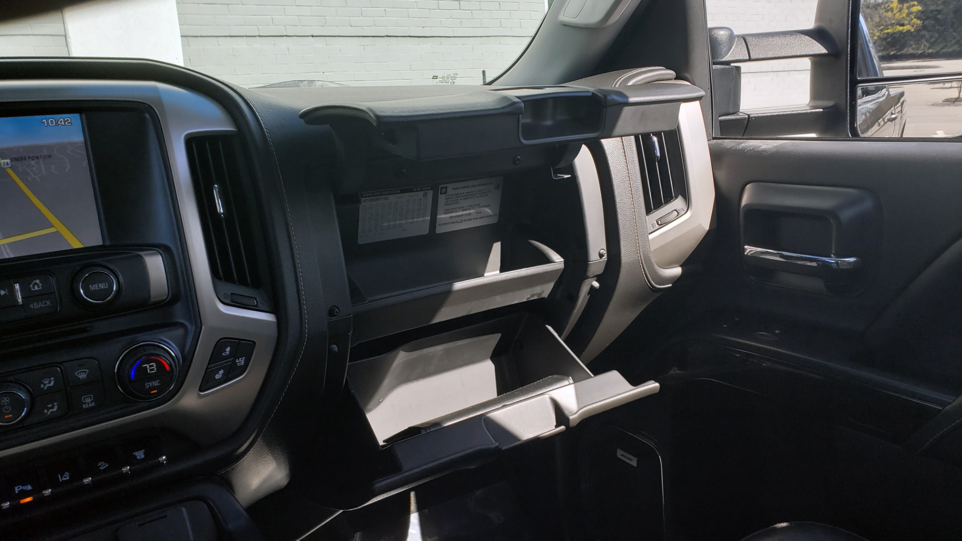 Used 2015 GMC SIERRA 2500HD DENALI 4WD CREWCAB / 6.6L DURAMAX / 6-SPD AUTO / NAV / BOSE for sale Sold at Formula Imports in Charlotte NC 28227 61
