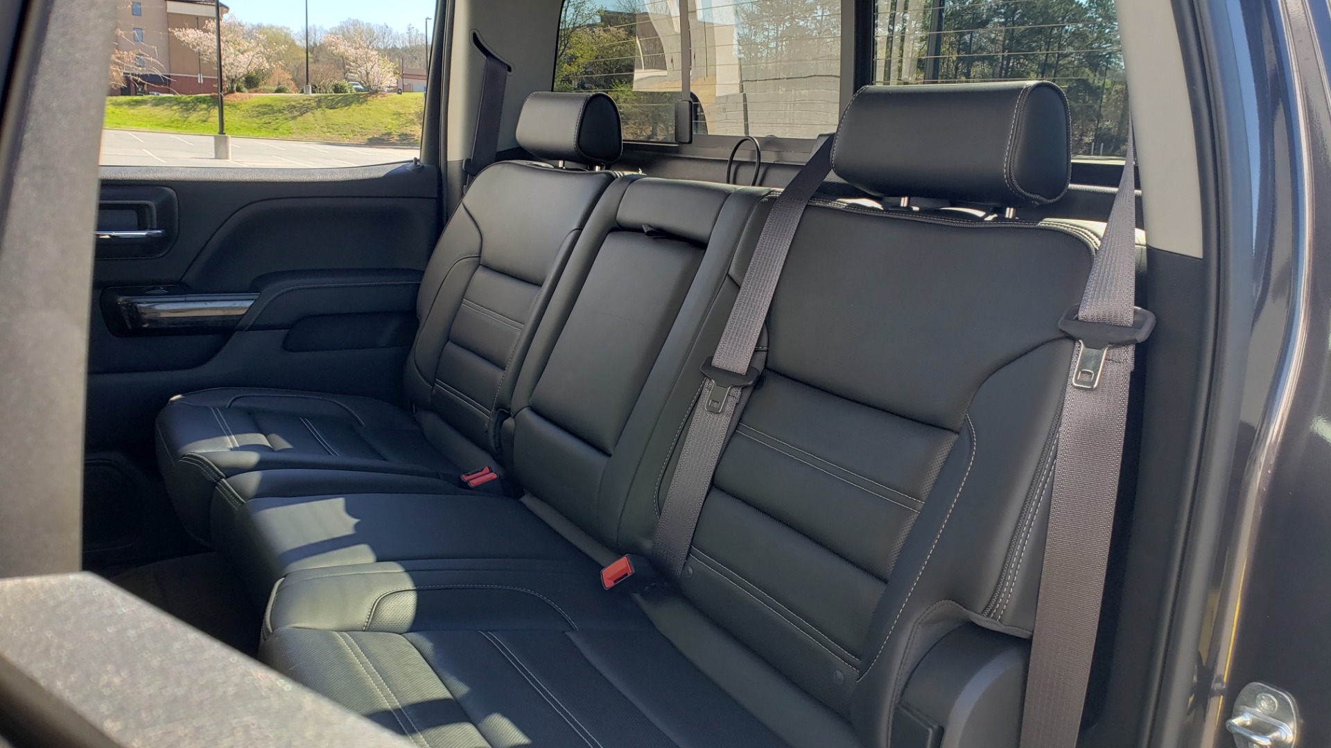 Used 2015 GMC SIERRA 2500HD DENALI 4WD CREWCAB / 6.6L DURAMAX / 6-SPD AUTO / NAV / BOSE for sale Sold at Formula Imports in Charlotte NC 28227 72