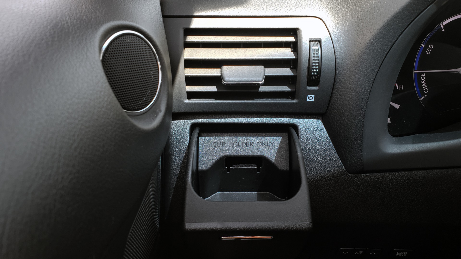 Used 2015 Lexus RX 450H AWD / PREM PKG / NAV / PARK ASST / HUD / BLIND SPOT MONITOR for sale Sold at Formula Imports in Charlotte NC 28227 41