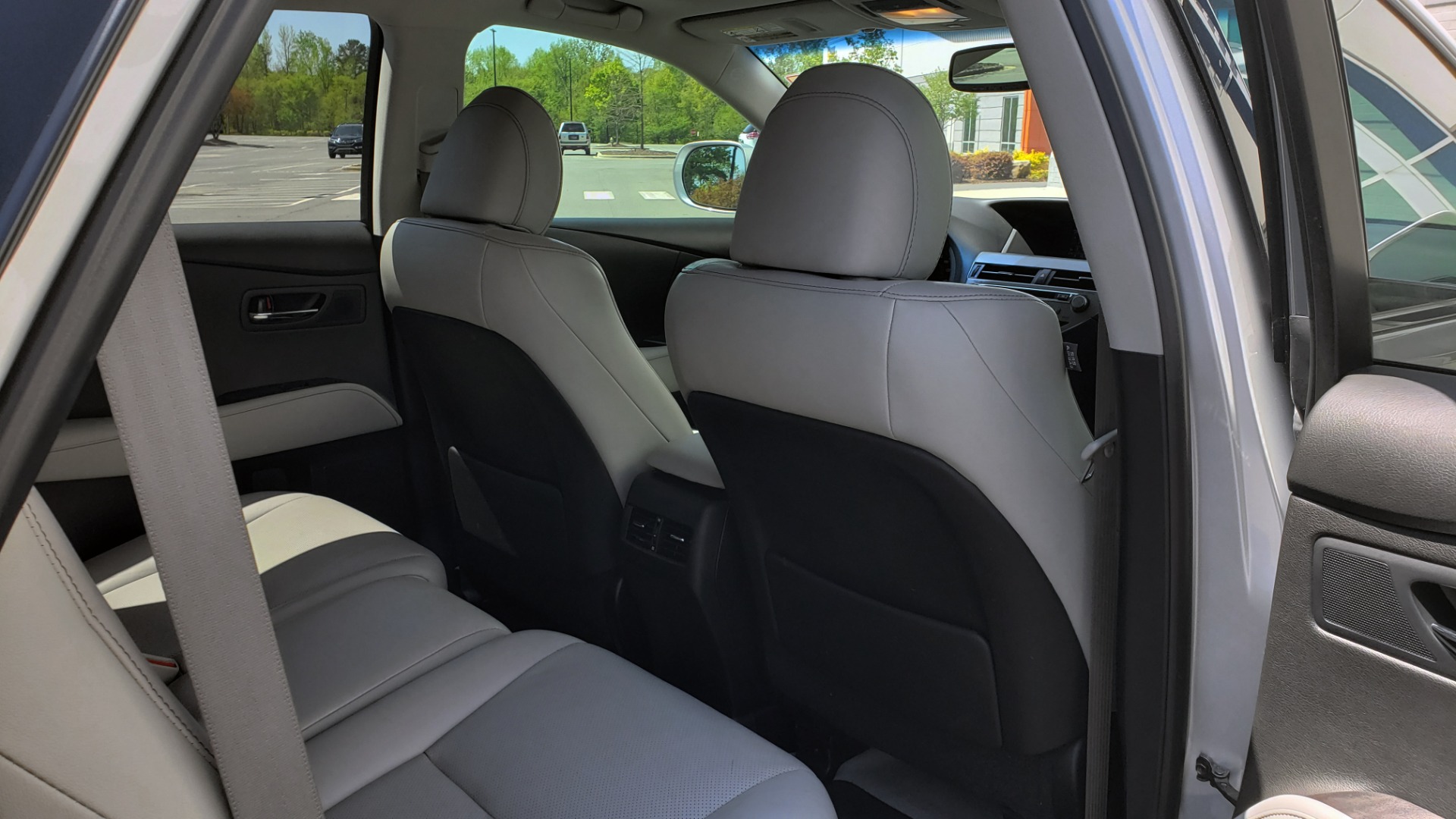 Used 2015 Lexus RX 450H AWD / PREM PKG / NAV / PARK ASST / HUD / BLIND SPOT MONITOR for sale Sold at Formula Imports in Charlotte NC 28227 80
