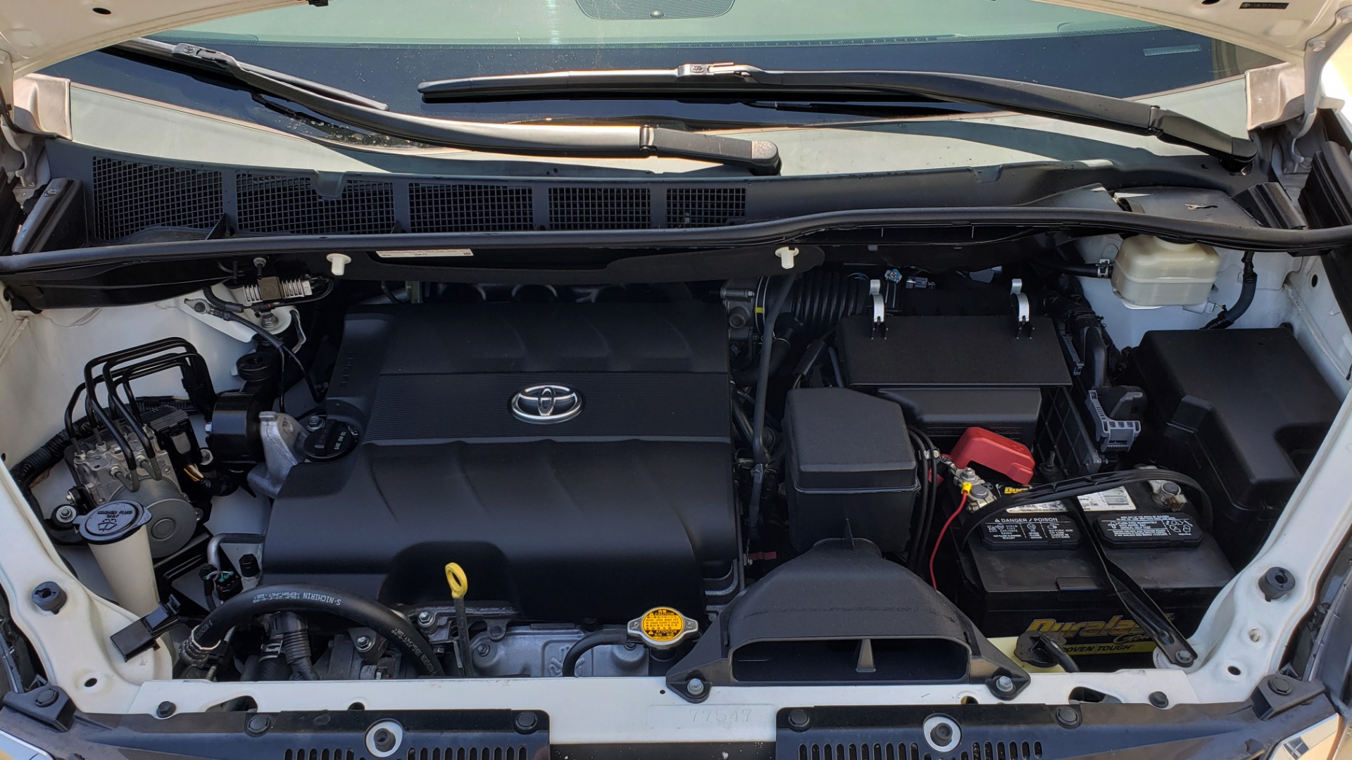 Used 2015 Toyota SIENNA SE 3.5L / FWD / 3-ROWS / 8-PASS / SUNROOF / DVD / REARVIEW for sale Sold at Formula Imports in Charlotte NC 28227 13