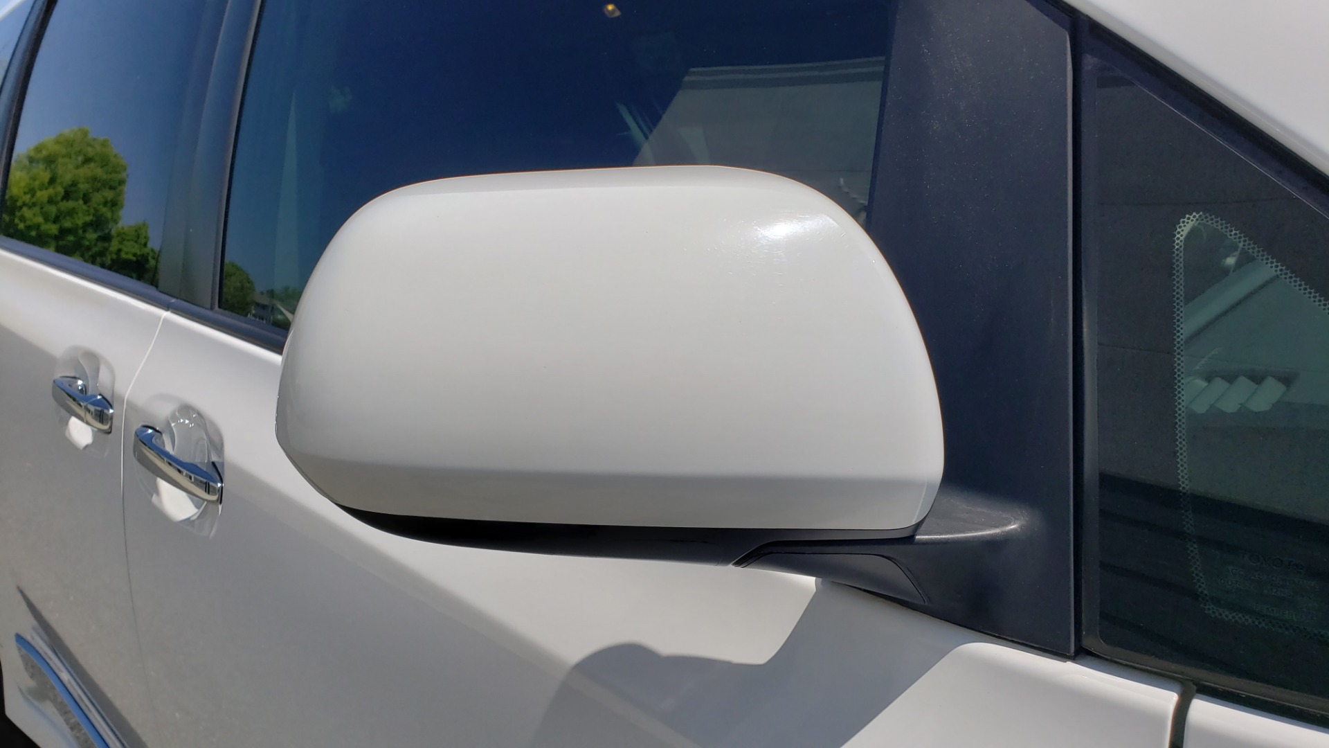 Used 2015 Toyota SIENNA SE 3.5L / FWD / 3-ROWS / 8-PASS / SUNROOF / DVD / REARVIEW for sale Sold at Formula Imports in Charlotte NC 28227 25