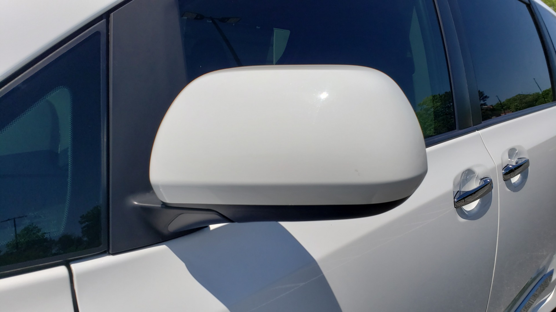 Used 2015 Toyota SIENNA SE 3.5L / FWD / 3-ROWS / 8-PASS / SUNROOF / DVD / REARVIEW for sale Sold at Formula Imports in Charlotte NC 28227 26