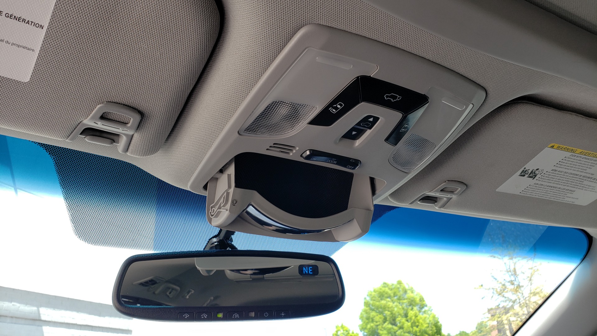 Used 2015 Toyota SIENNA SE 3.5L / FWD / 3-ROWS / 8-PASS / SUNROOF / DVD / REARVIEW for sale Sold at Formula Imports in Charlotte NC 28227 54