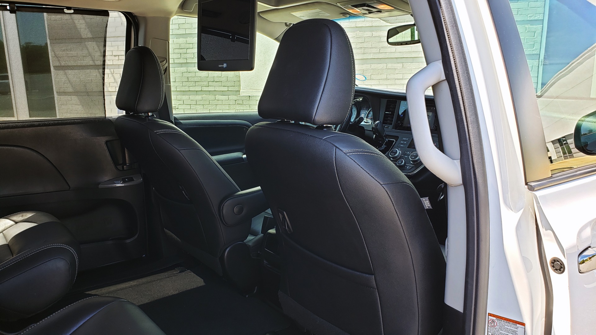 Used 2015 Toyota SIENNA SE 3.5L / FWD / 3-ROWS / 8-PASS / SUNROOF / DVD / REARVIEW for sale Sold at Formula Imports in Charlotte NC 28227 68