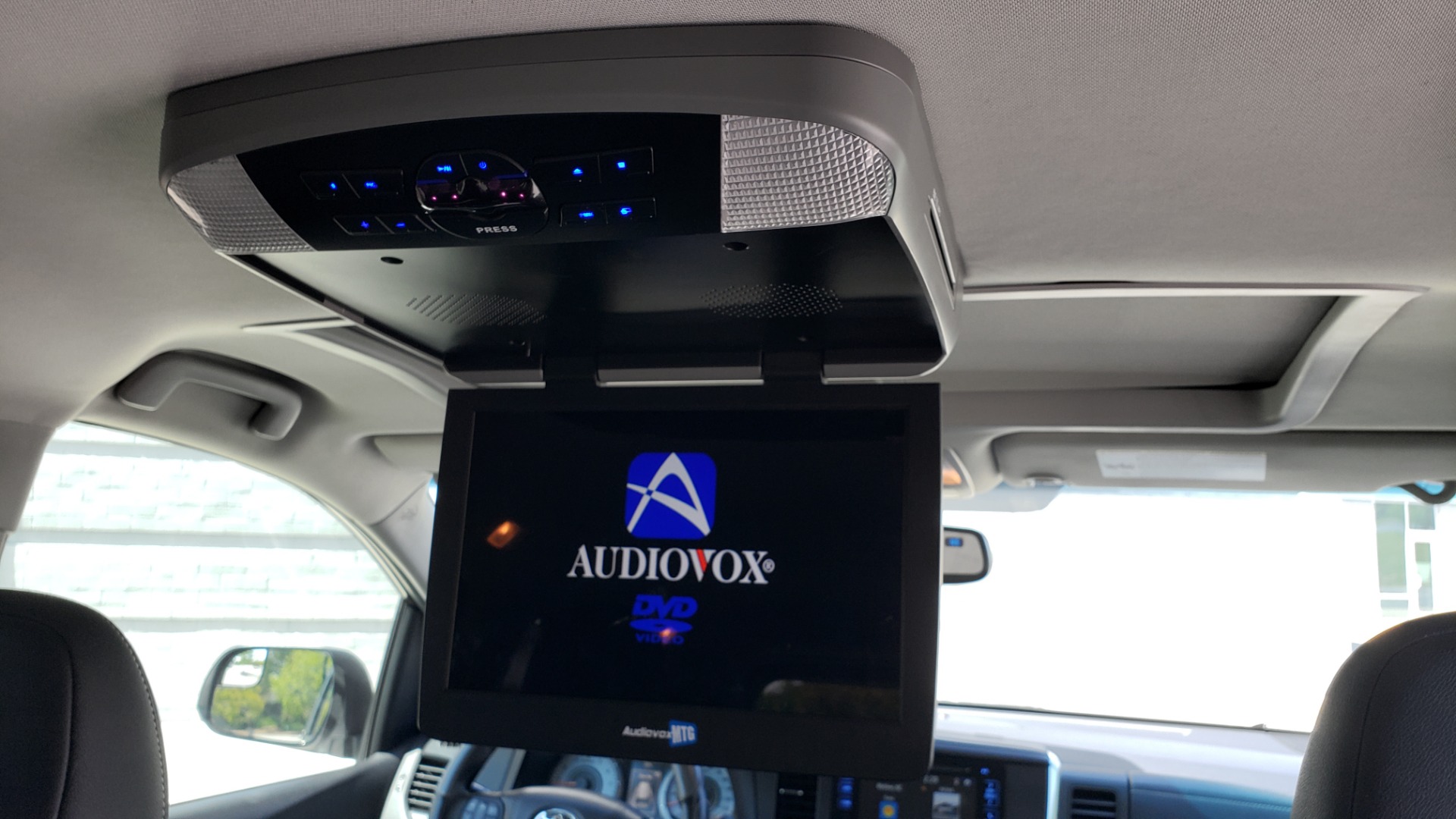 Used 2015 Toyota SIENNA SE 3.5L / FWD / 3-ROWS / 8-PASS / SUNROOF / DVD / REARVIEW for sale Sold at Formula Imports in Charlotte NC 28227 70