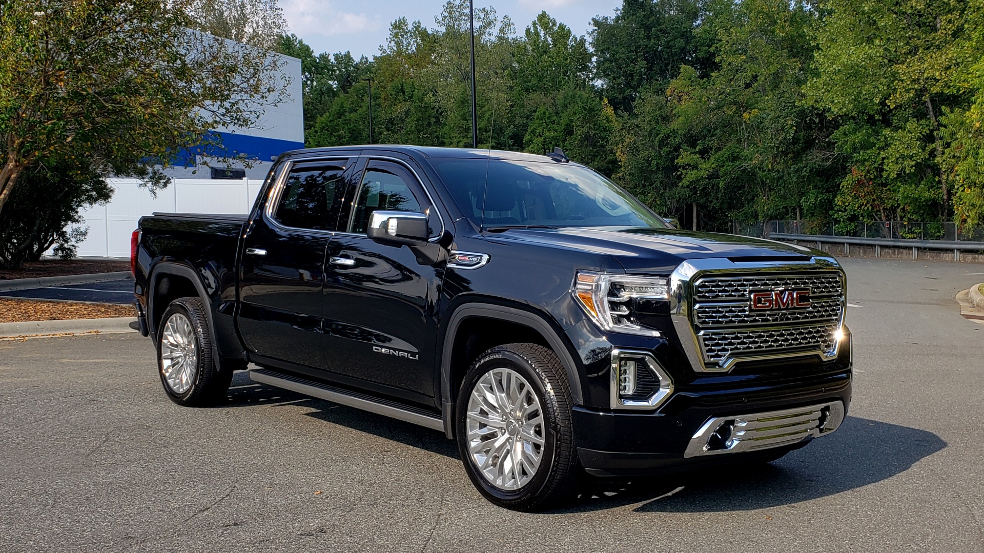Used 2019 GMC SIERRA 1500 DENALI ULTIMATE 4WD / NAV / TECH PKG / DRVR ALRT for sale Sold at Formula Imports in Charlotte NC 28227 12
