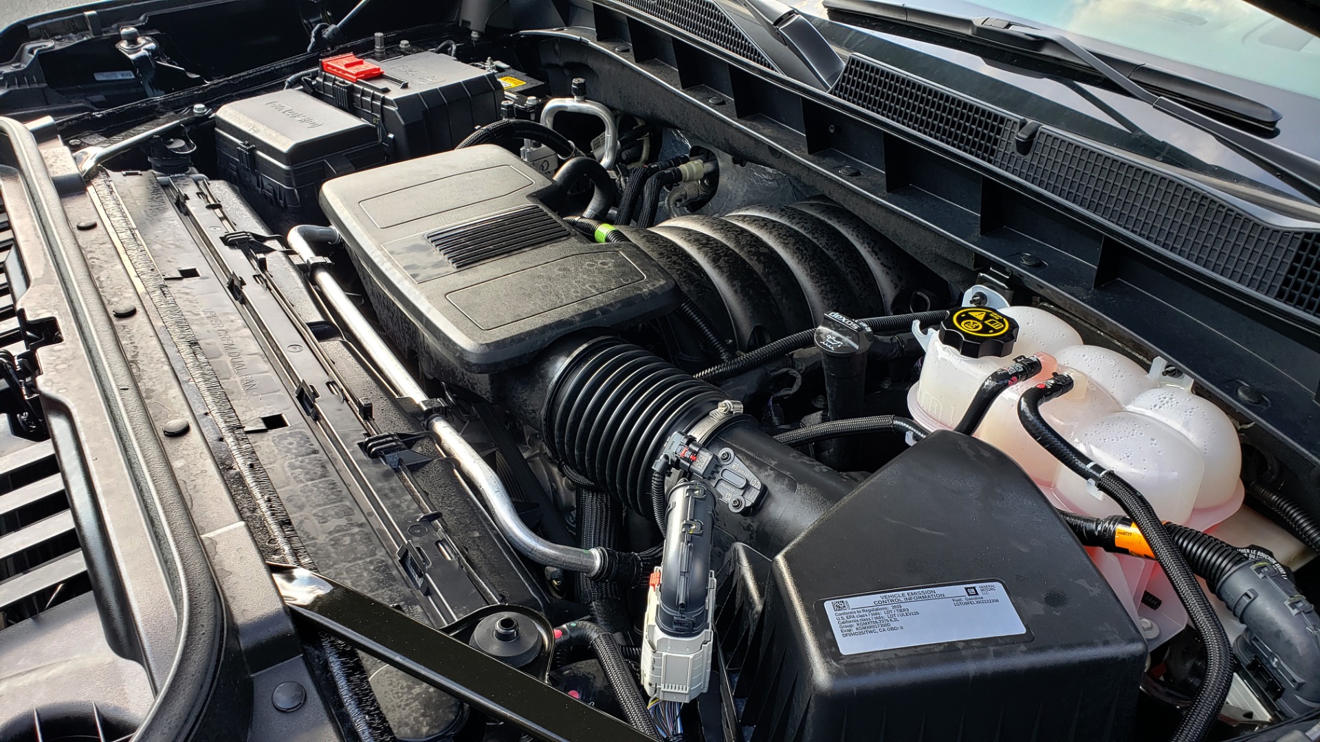 Used 2019 GMC SIERRA 1500 DENALI ULTIMATE 4WD / NAV / TECH PKG / DRVR ALRT for sale Sold at Formula Imports in Charlotte NC 28227 17