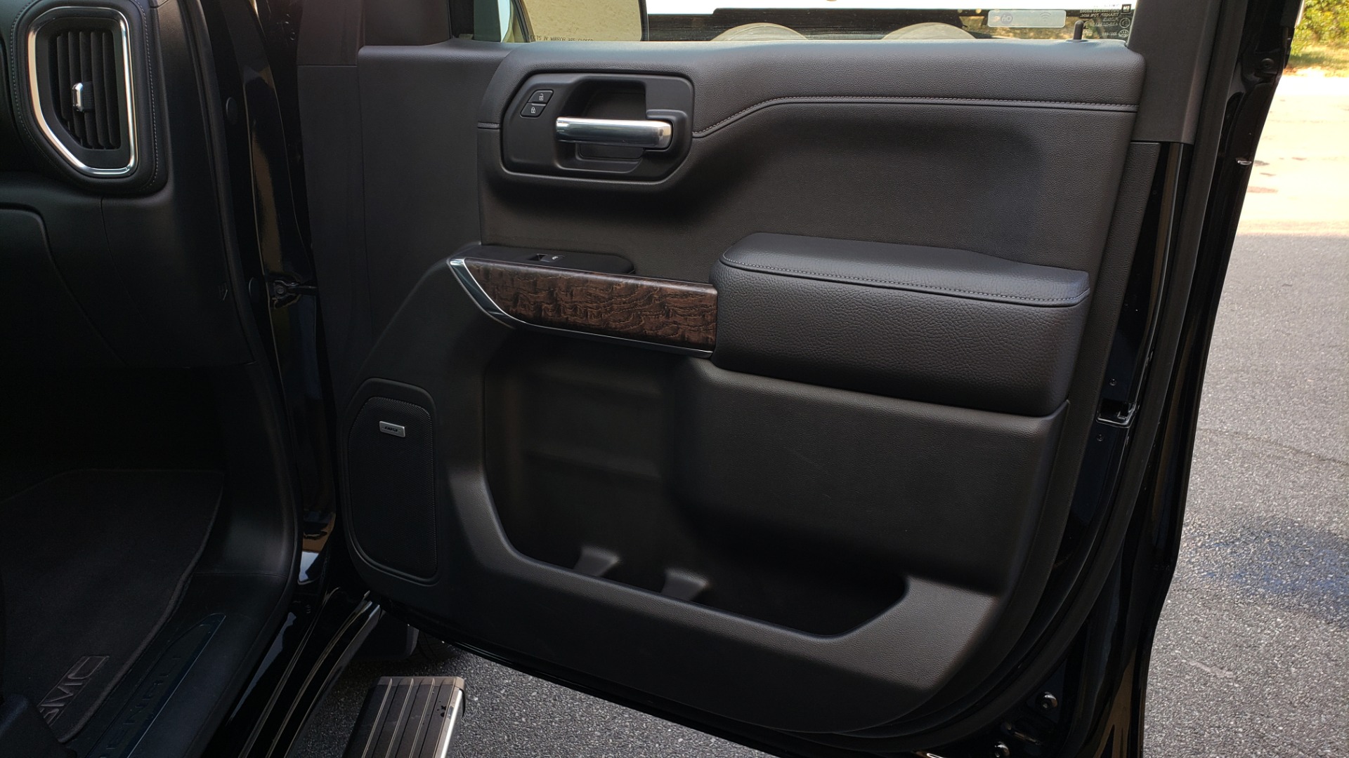 Used 2019 GMC SIERRA 1500 DENALI ULTIMATE 4WD / NAV / TECH PKG / DRVR ALRT for sale Sold at Formula Imports in Charlotte NC 28227 68