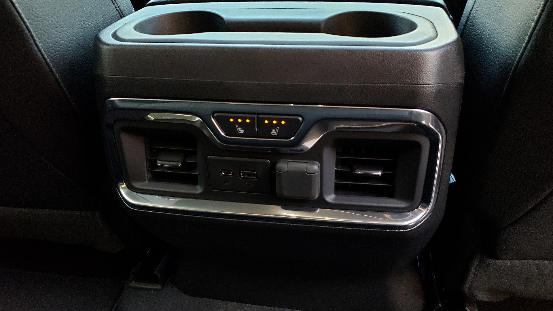 Used 2019 GMC SIERRA 1500 DENALI ULTIMATE 4WD / NAV / TECH PKG / DRVR ALRT for sale Sold at Formula Imports in Charlotte NC 28227 83