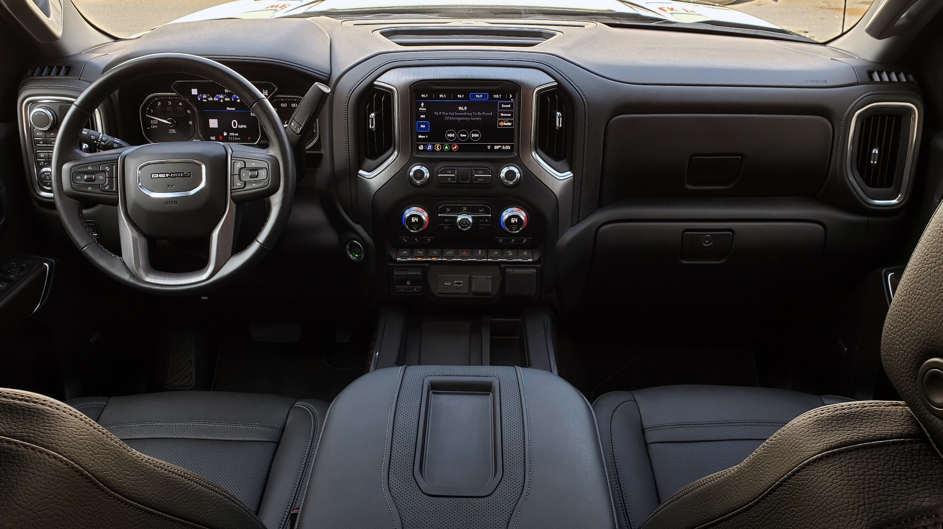 Used 2019 GMC SIERRA 1500 DENALI ULTIMATE 4WD / NAV / TECH PKG / DRVR ALRT for sale Sold at Formula Imports in Charlotte NC 28227 84