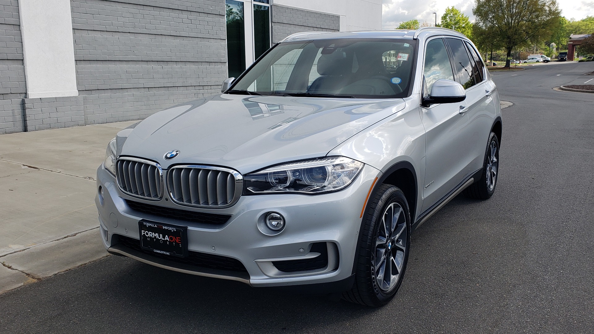 Used 2018 BMW X5 XDRIVE35I PREMIUM / NAV / PANO-ROOF / DRIVER ASST / REARVIEW for sale Sold at Formula Imports in Charlotte NC 28227 3