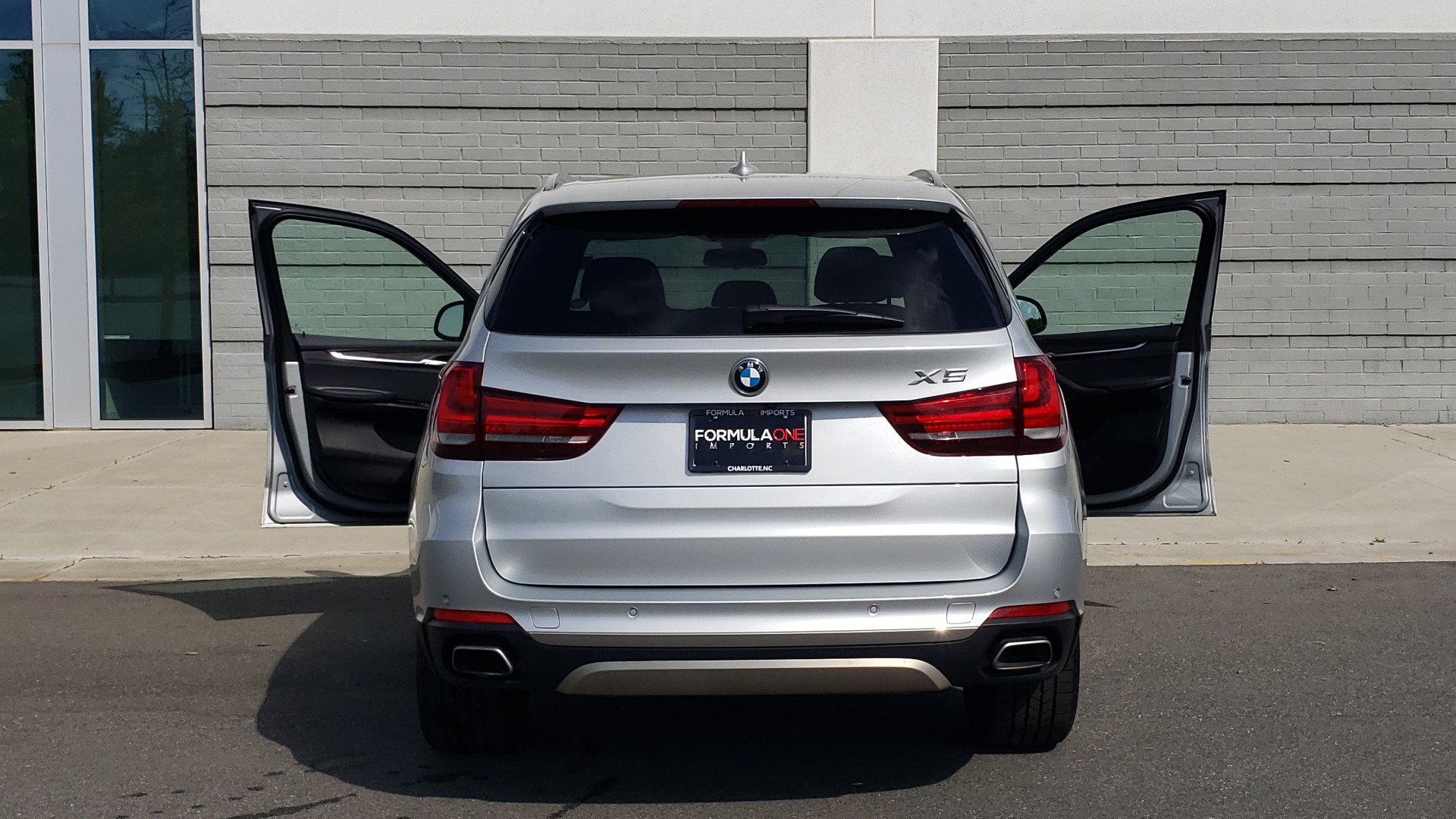 Used 2018 BMW X5 XDRIVE35I PREMIUM / NAV / PANO-ROOF / DRIVER ASST / REARVIEW for sale Sold at Formula Imports in Charlotte NC 28227 31