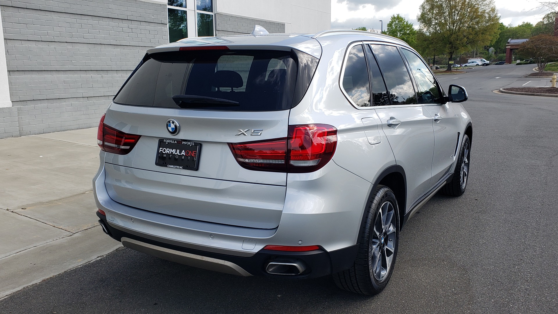 Used 2018 BMW X5 XDRIVE35I PREMIUM / NAV / PANO-ROOF / DRIVER ASST / REARVIEW for sale Sold at Formula Imports in Charlotte NC 28227 7