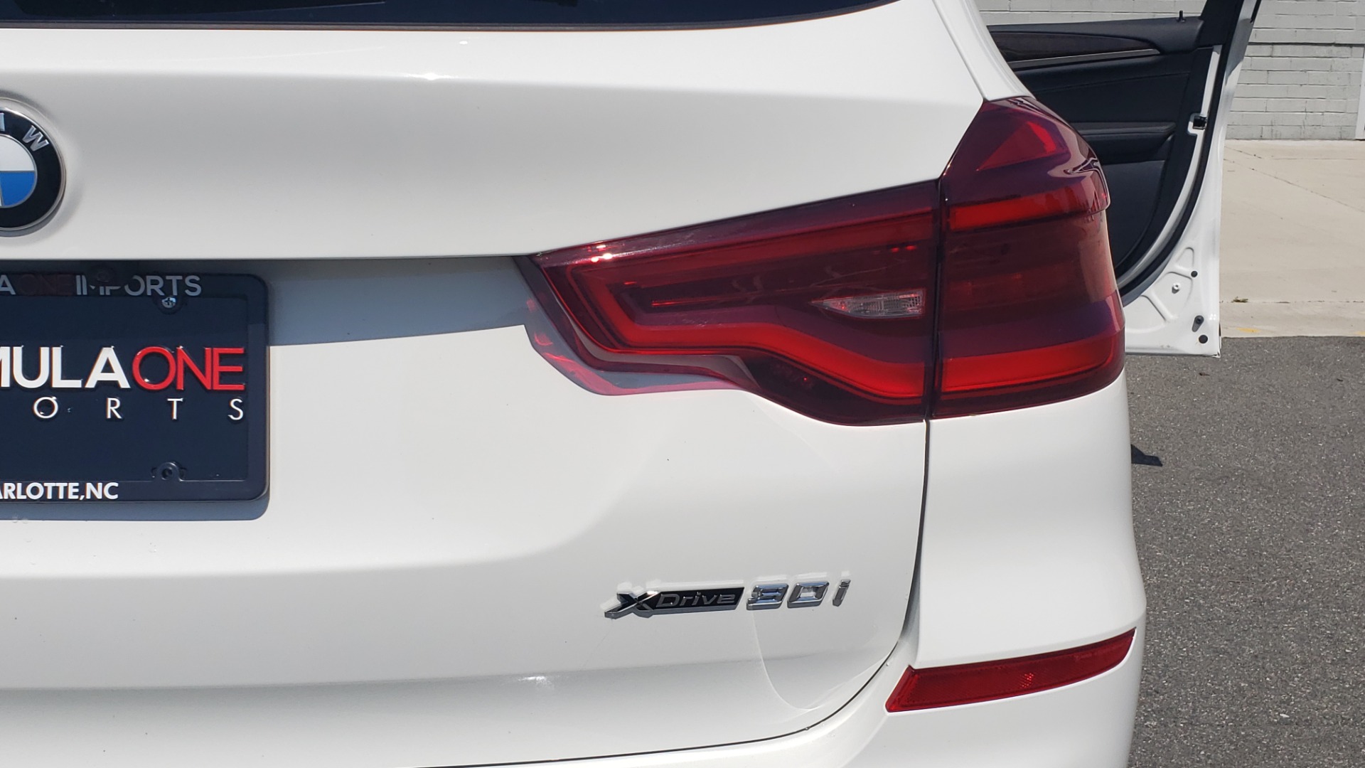 Used 2018 BMW X3 XDRIVE30I / CONV PKG / PANO-ROOF / HTD STS / REARVIEW for sale Sold at Formula Imports in Charlotte NC 28227 30