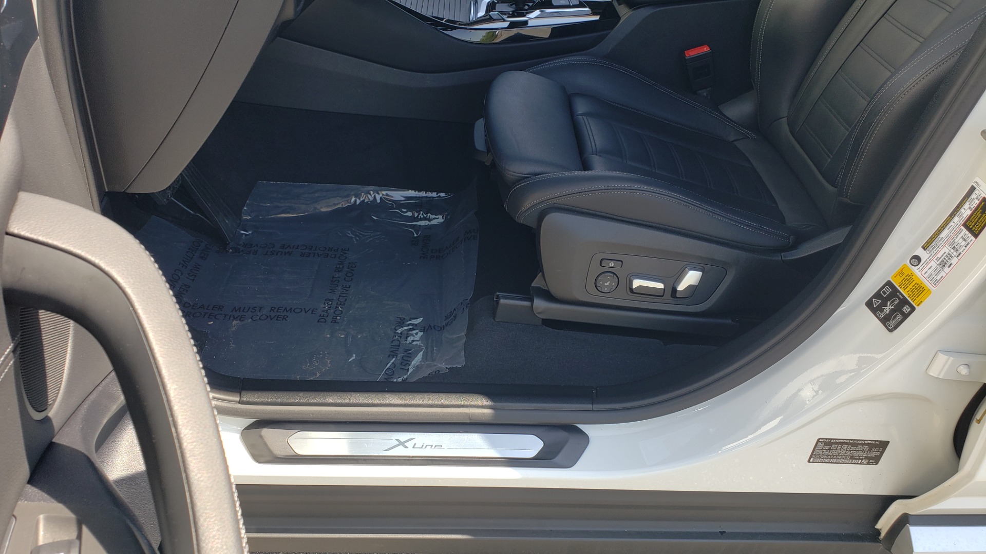 Used 2018 BMW X3 XDRIVE30I / CONV PKG / PANO-ROOF / HTD STS / REARVIEW for sale Sold at Formula Imports in Charlotte NC 28227 37