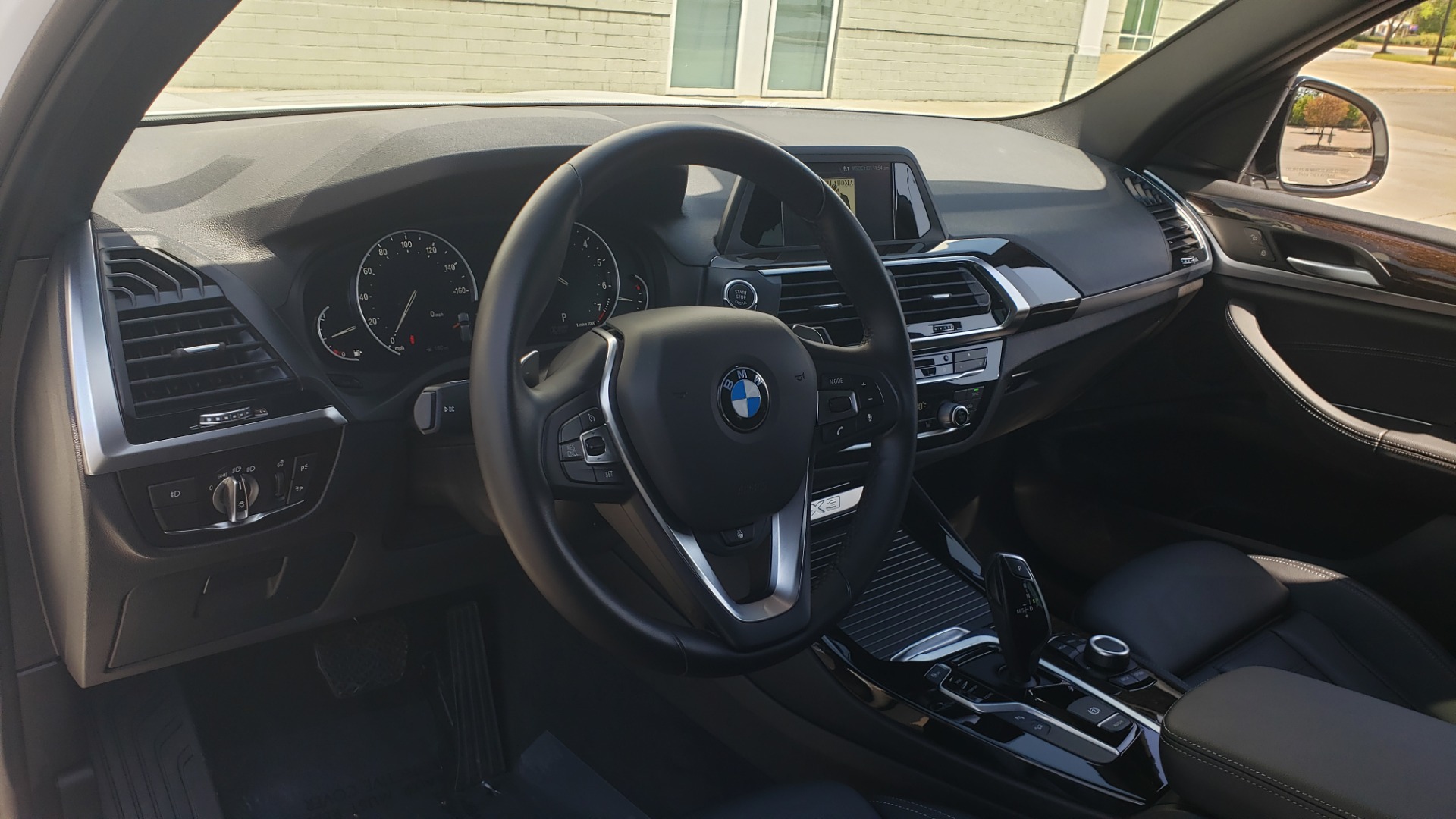 Used 2018 BMW X3 XDRIVE30I / CONV PKG / PANO-ROOF / HTD STS / REARVIEW for sale Sold at Formula Imports in Charlotte NC 28227 40