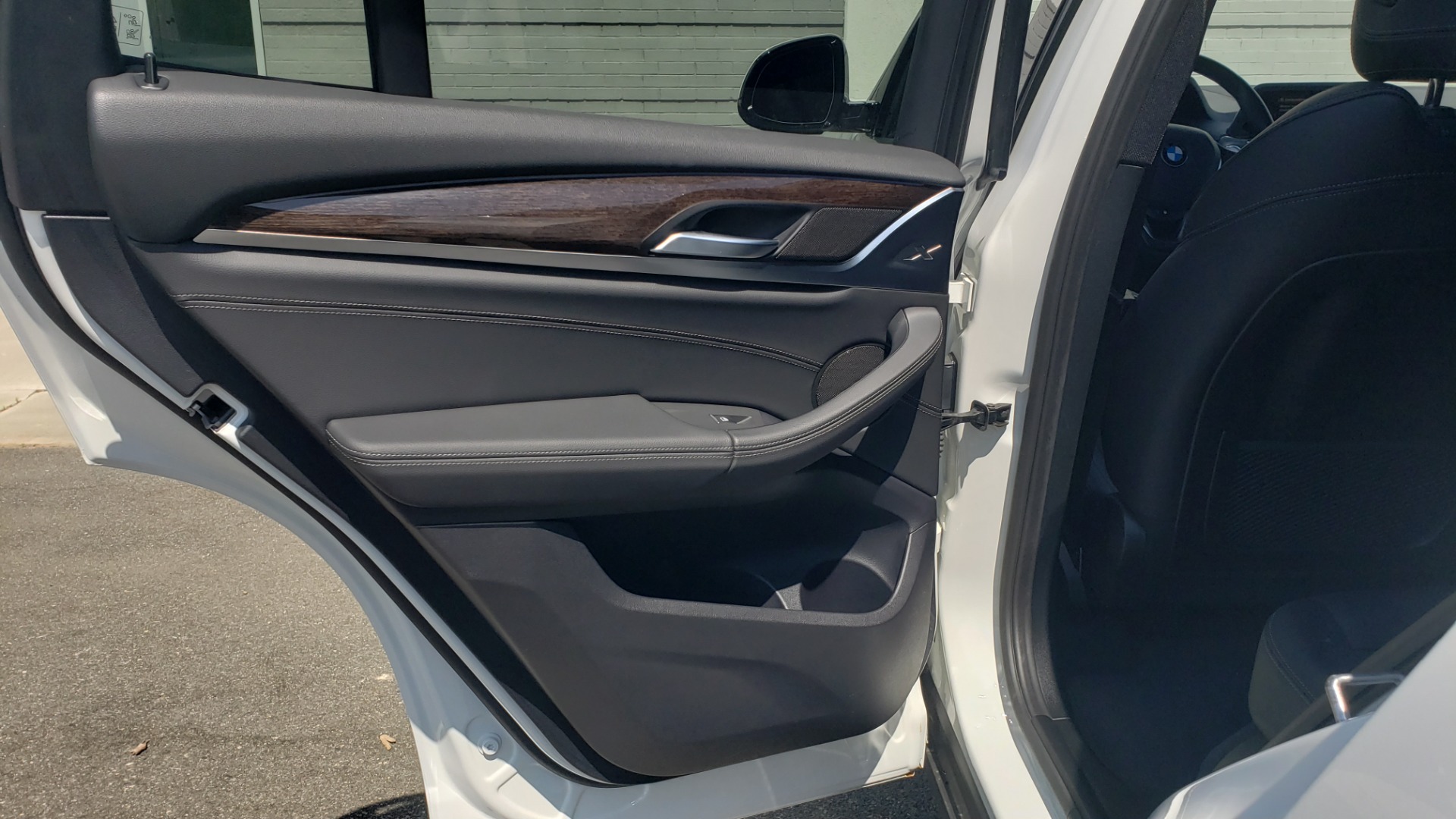 Used 2018 BMW X3 XDRIVE30I / CONV PKG / PANO-ROOF / HTD STS / REARVIEW for sale Sold at Formula Imports in Charlotte NC 28227 61