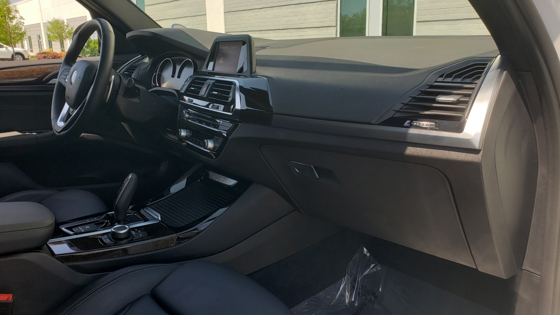 Used 2018 BMW X3 XDRIVE30I / CONV PKG / PANO-ROOF / HTD STS / REARVIEW for sale Sold at Formula Imports in Charlotte NC 28227 69