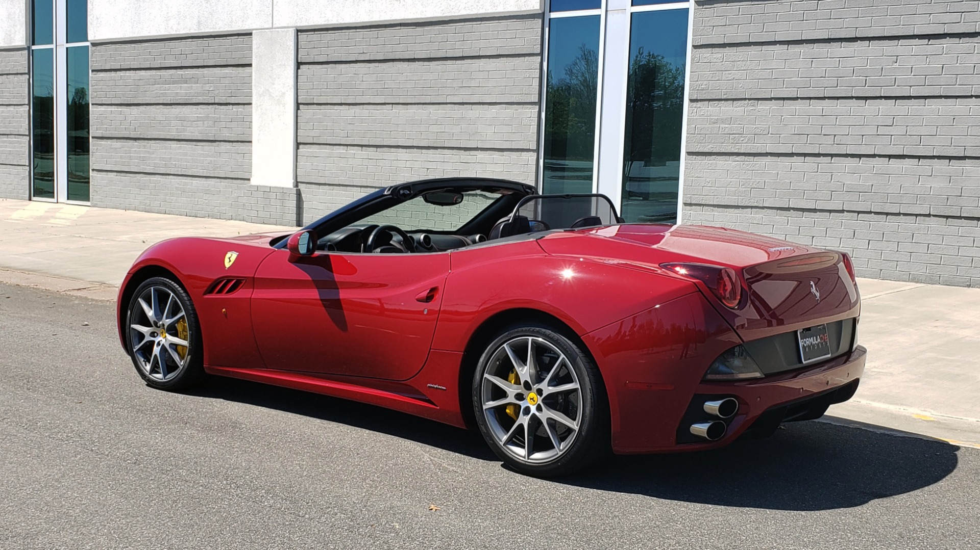 Used 2014 Ferrari CALIFORNIA CONVERTIBLE 2+2 / NAV / PARK SENS / CAMERA / TPMS for sale Sold at Formula Imports in Charlotte NC 28227 7