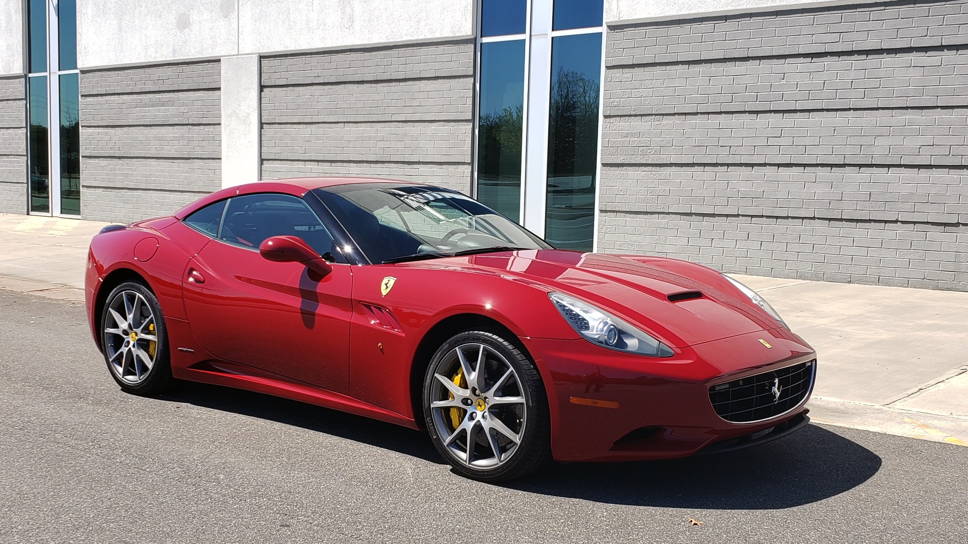 Used 2014 Ferrari CALIFORNIA CONVERTIBLE 2+2 / NAV / PARK SENS / CAMERA / TPMS for sale Sold at Formula Imports in Charlotte NC 28227 9