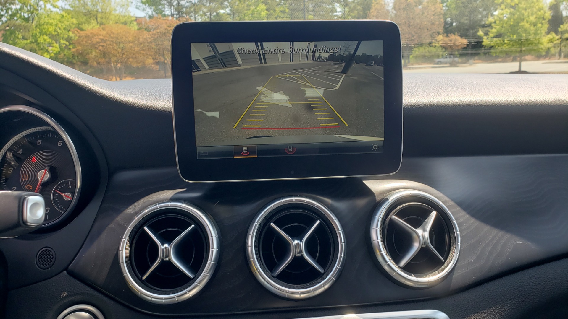 Used 2018 Mercedes-Benz CLA 250 4MATIC PREMIUM / PANO-ROOF / CONV PKG / APPLE / REARVIEW for sale Sold at Formula Imports in Charlotte NC 28227 43