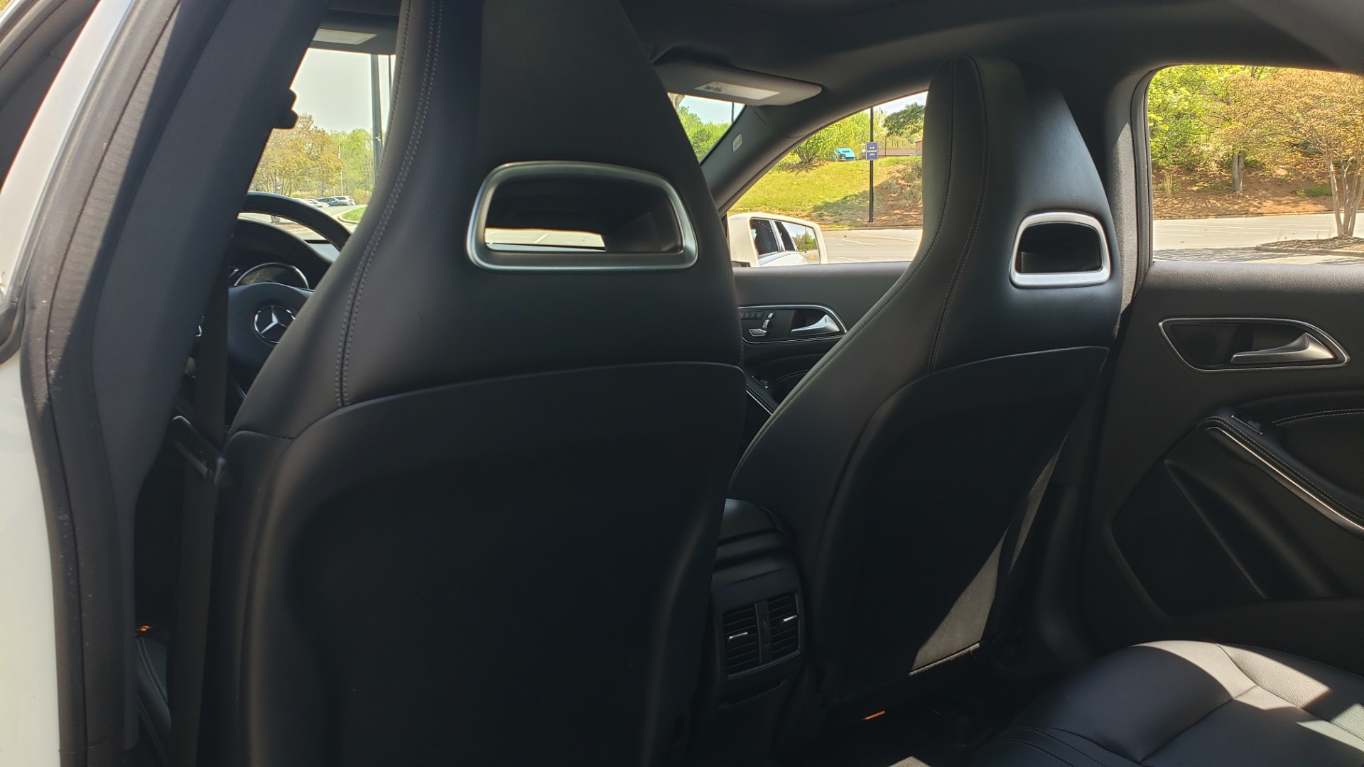 Used 2018 Mercedes-Benz CLA 250 4MATIC PREMIUM / PANO-ROOF / CONV PKG / APPLE / REARVIEW for sale Sold at Formula Imports in Charlotte NC 28227 59