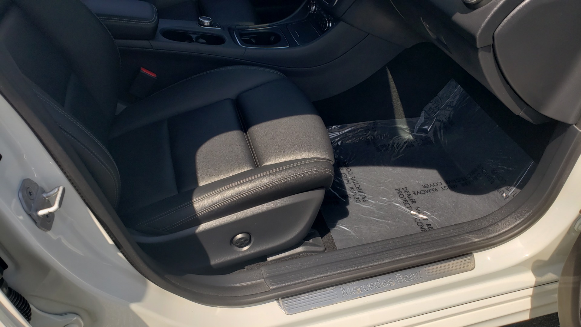 Used 2018 Mercedes-Benz CLA 250 4MATIC PREMIUM / PANO-ROOF / CONV PKG / APPLE / REARVIEW for sale Sold at Formula Imports in Charlotte NC 28227 63
